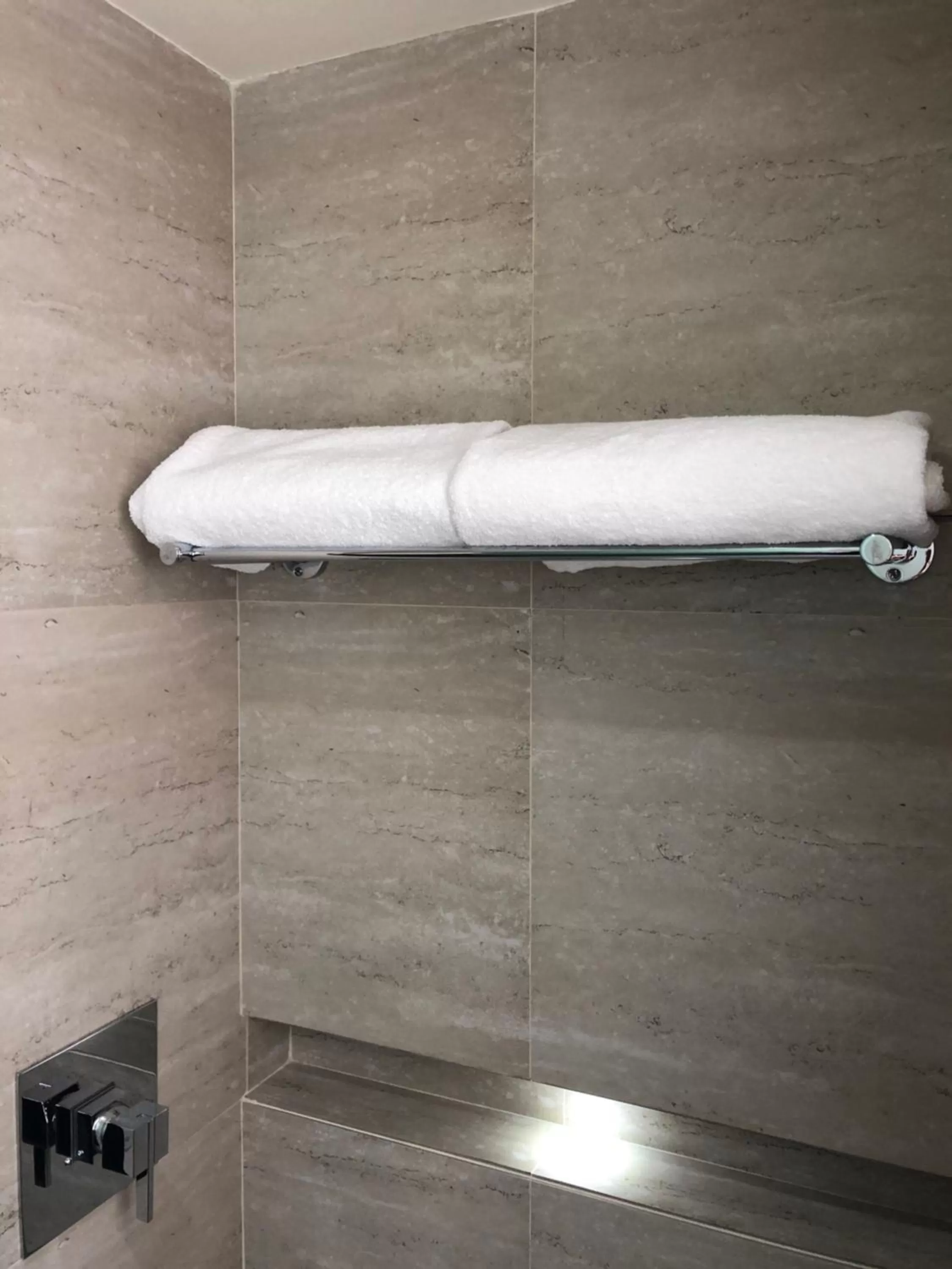 Bathroom in MC Suites Mexico City