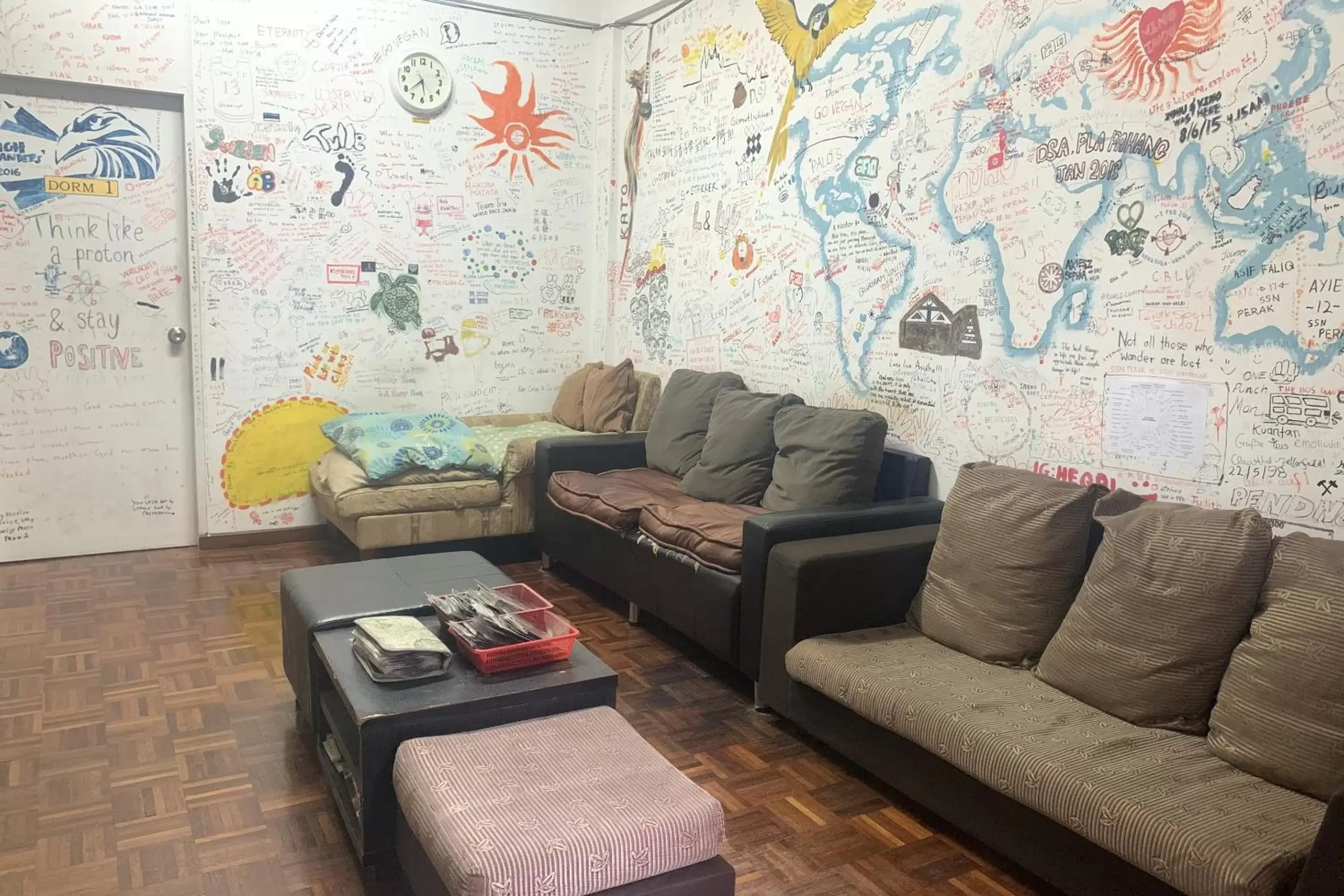 Lobby or reception in SPOT ON 89872 Kuantan Backpackers