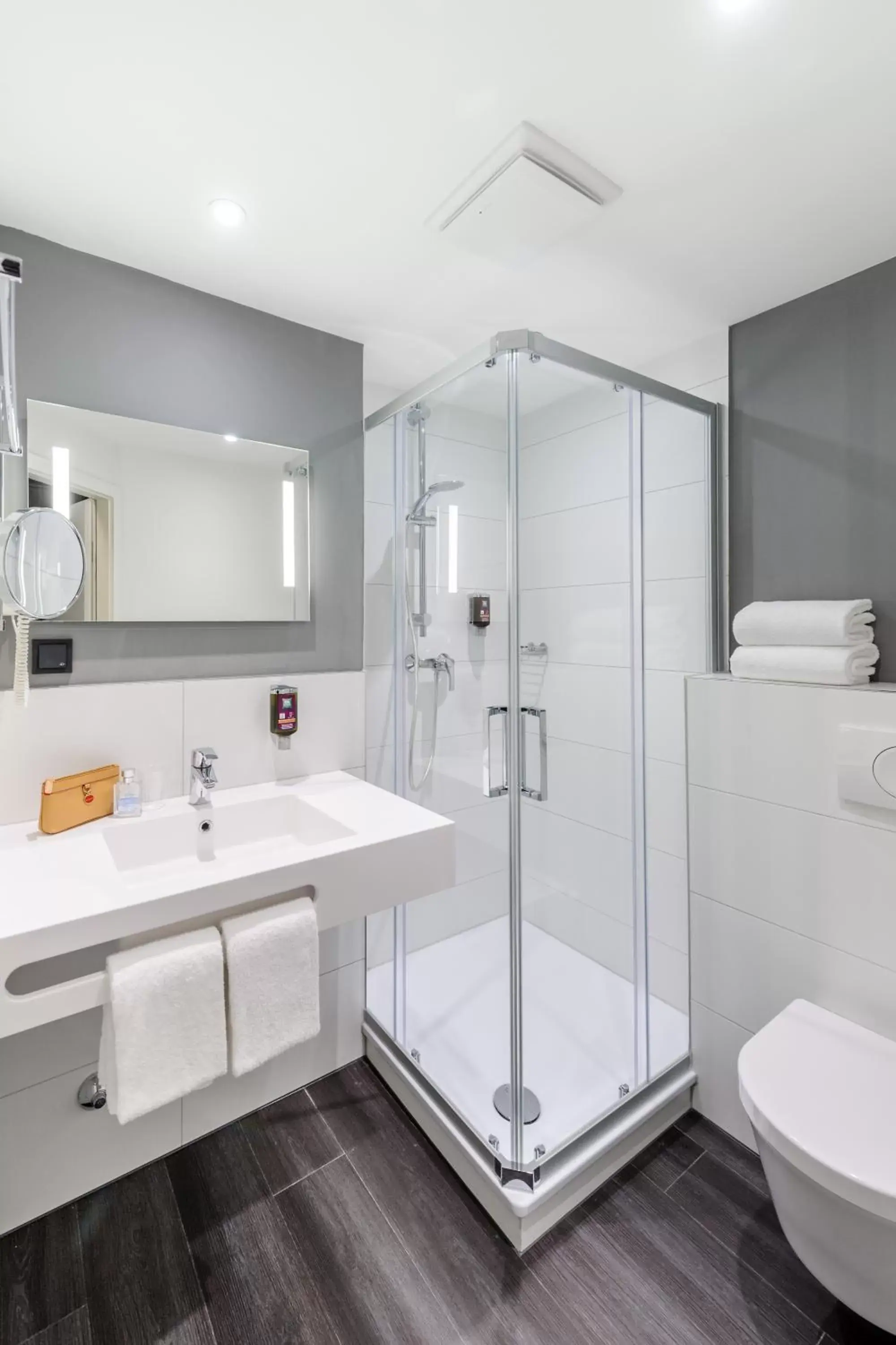 Toilet, Bathroom in ibis Styles Halle