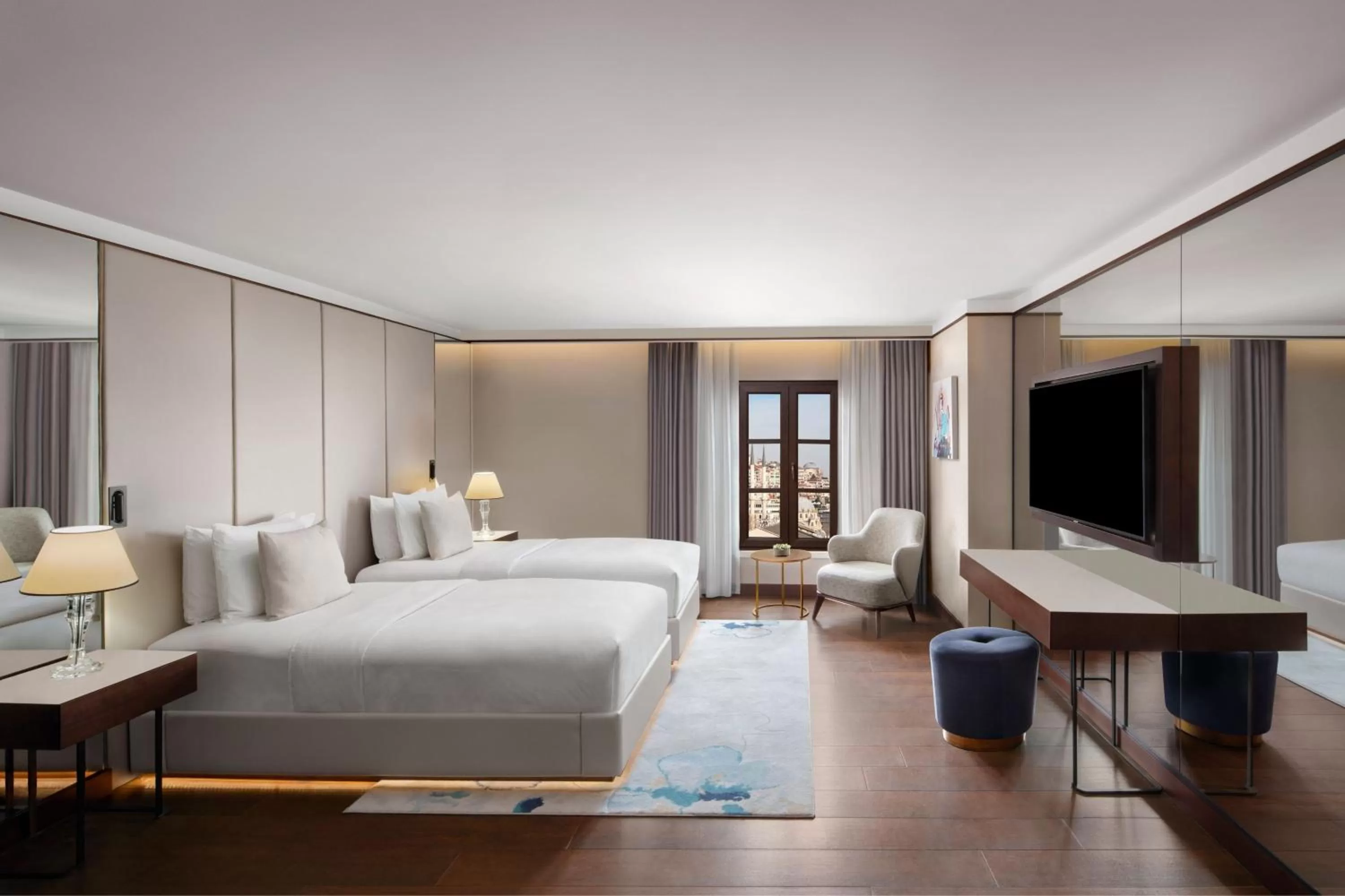 Photo of the whole room, Bed in JW Marriott Istanbul Bosphorus