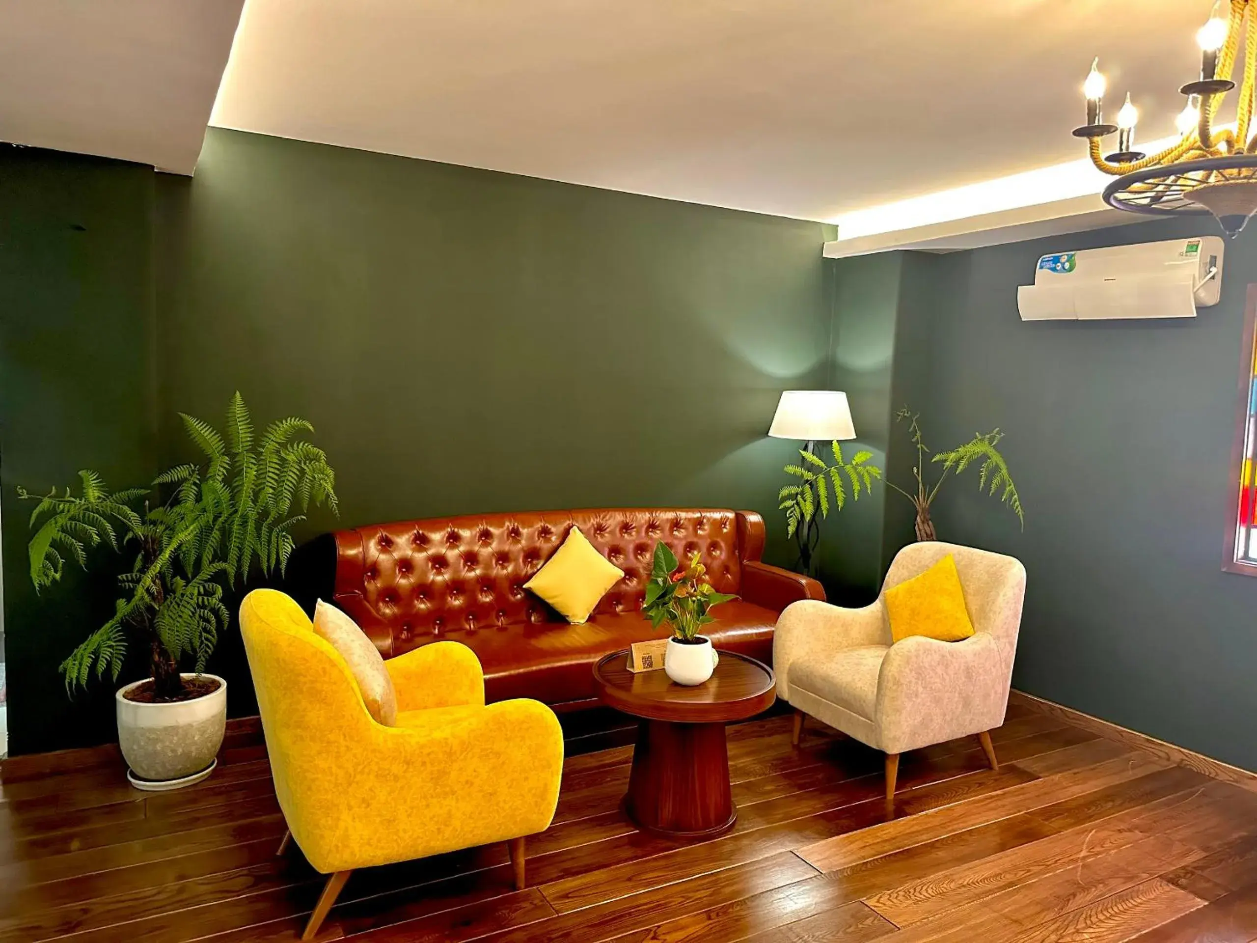 Property building, Seating Area in Sunshine Antique Hotel Saigon