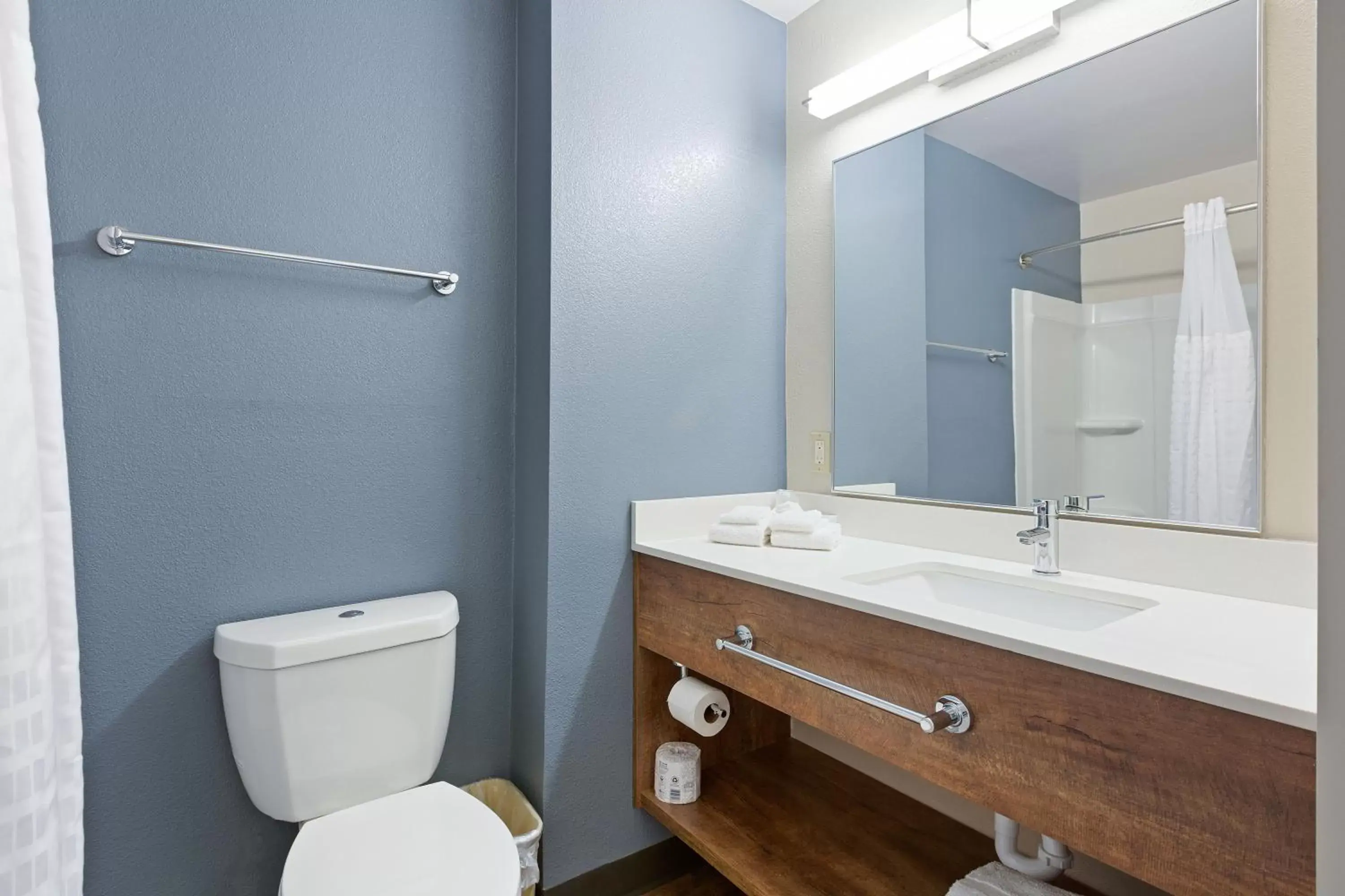 Bathroom in Extended Stay America Premier Suites - San Jose - Airport