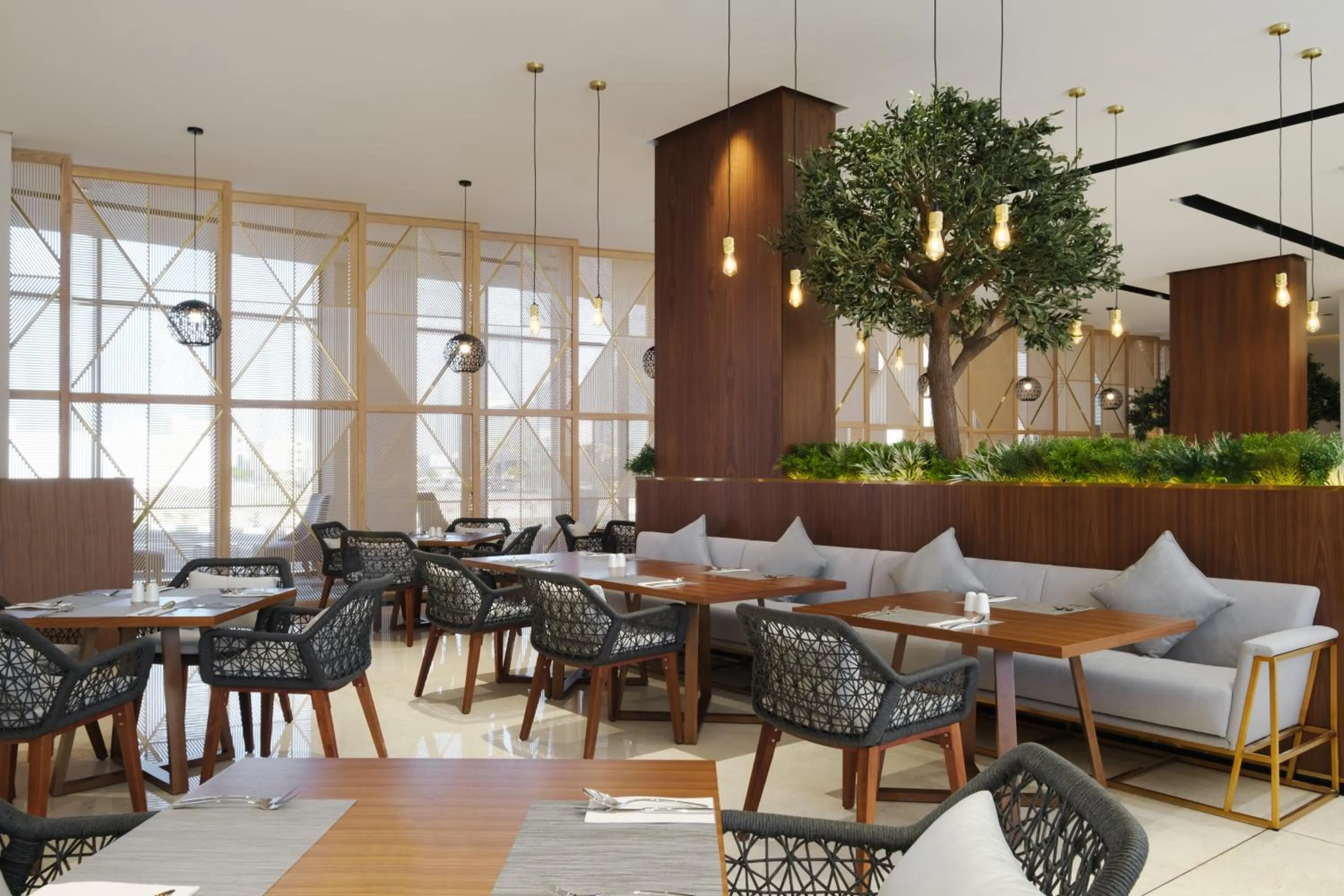 Breakfast in Maani Muscat Hotel & Apartments