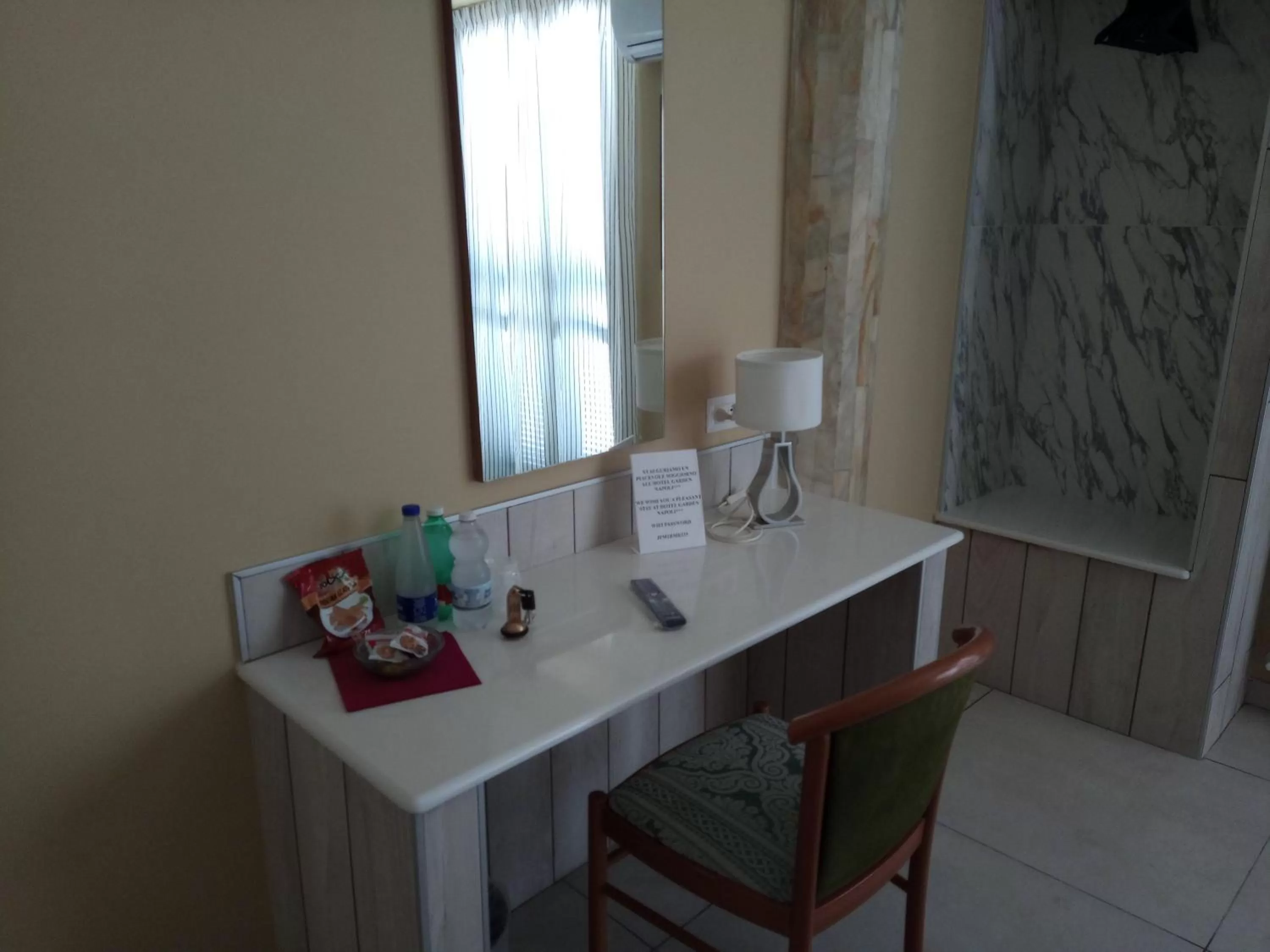 Photo of the whole room in Hotel Garden Napoli