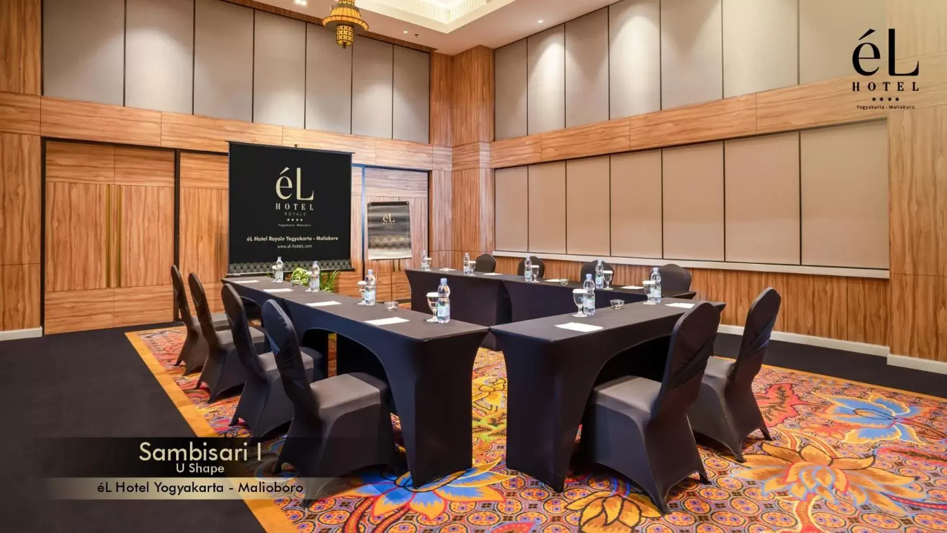 Meeting/conference room in eL Hotel Yogyakarta Malioboro