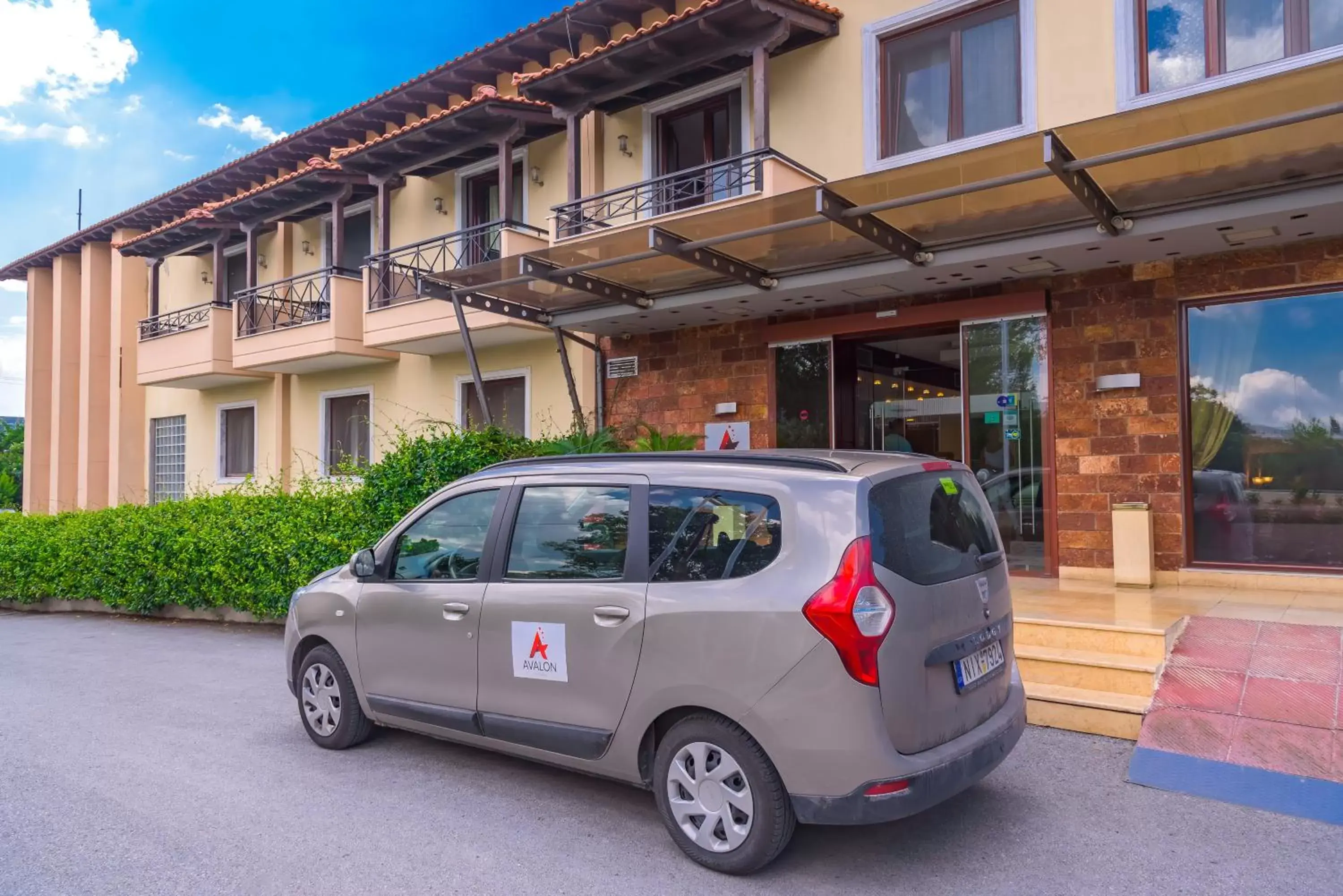 Facade/entrance, Property Building in Avalon Airport Hotel Thessaloniki