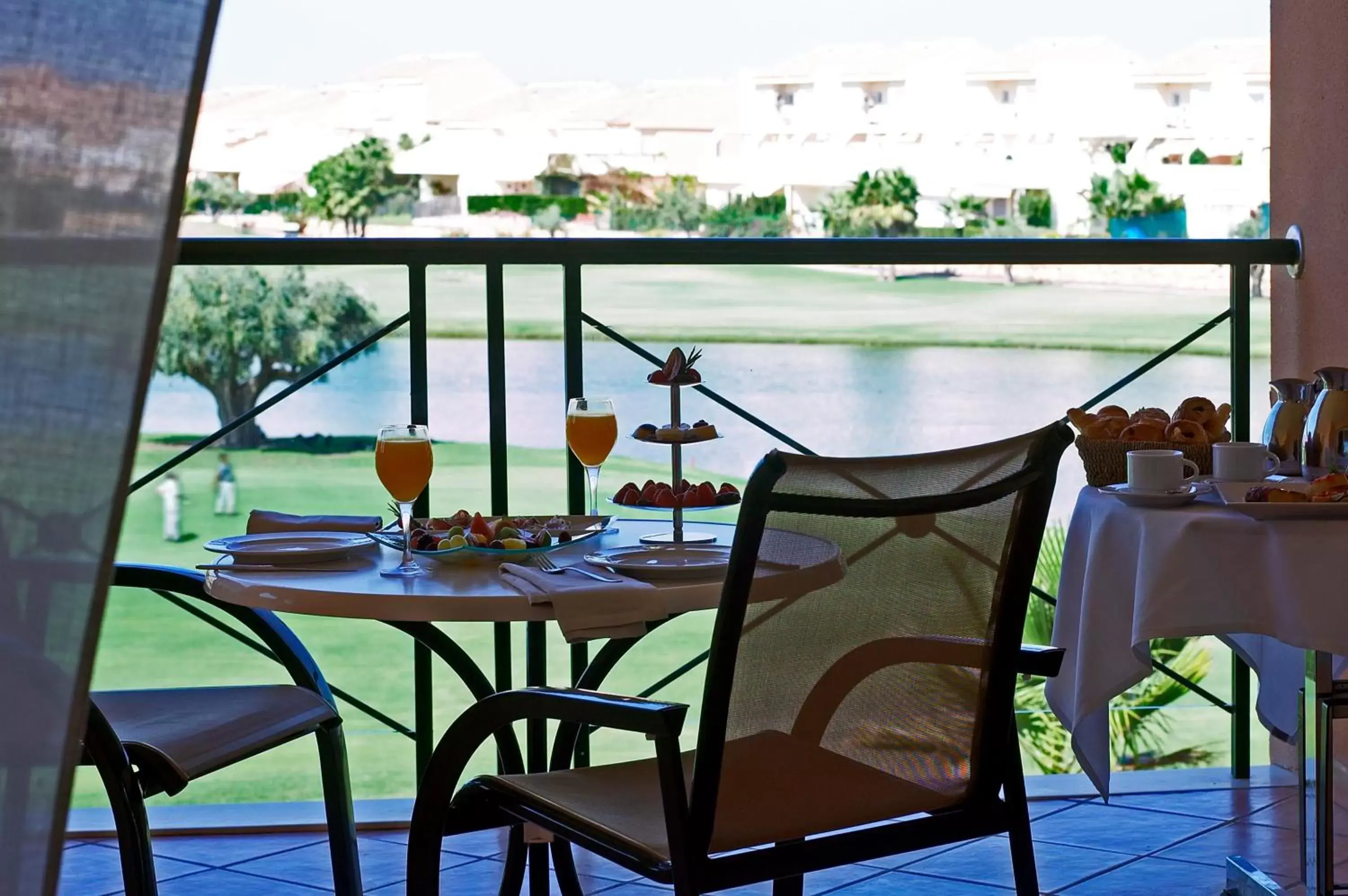 Balcony/Terrace, Restaurant/Places to Eat in Hotel Alicante Golf
