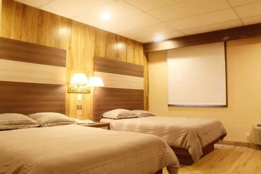 Bed in Hotel Oliver Inn - Tlalnepantla