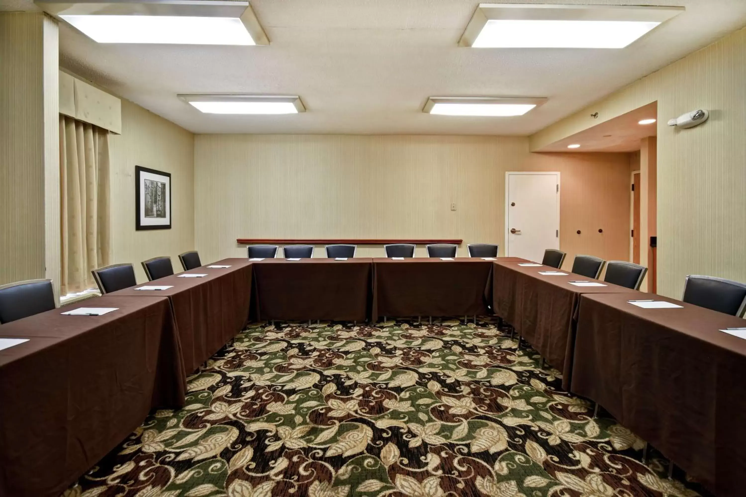 Meeting/conference room in Hampton Inn St. Louis - Westport