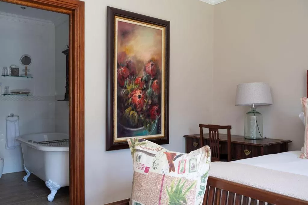 Bedroom, Bed in Issaquena Heights Boutique Hotel