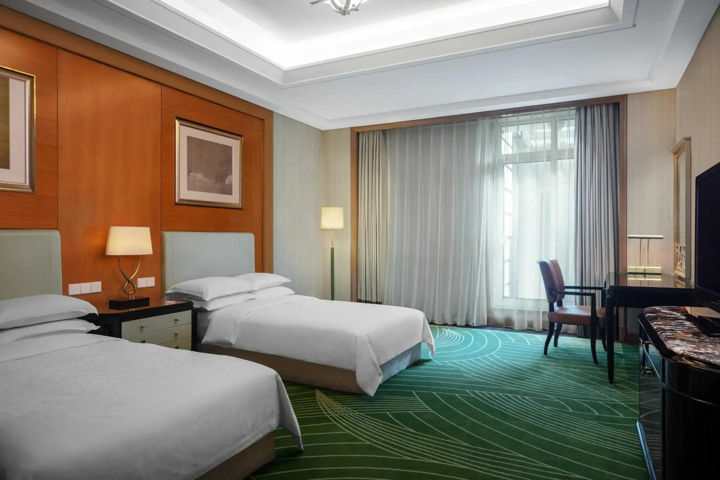 Photo of the whole room, Bed in Sheraton Changzhou Wujin Hotel