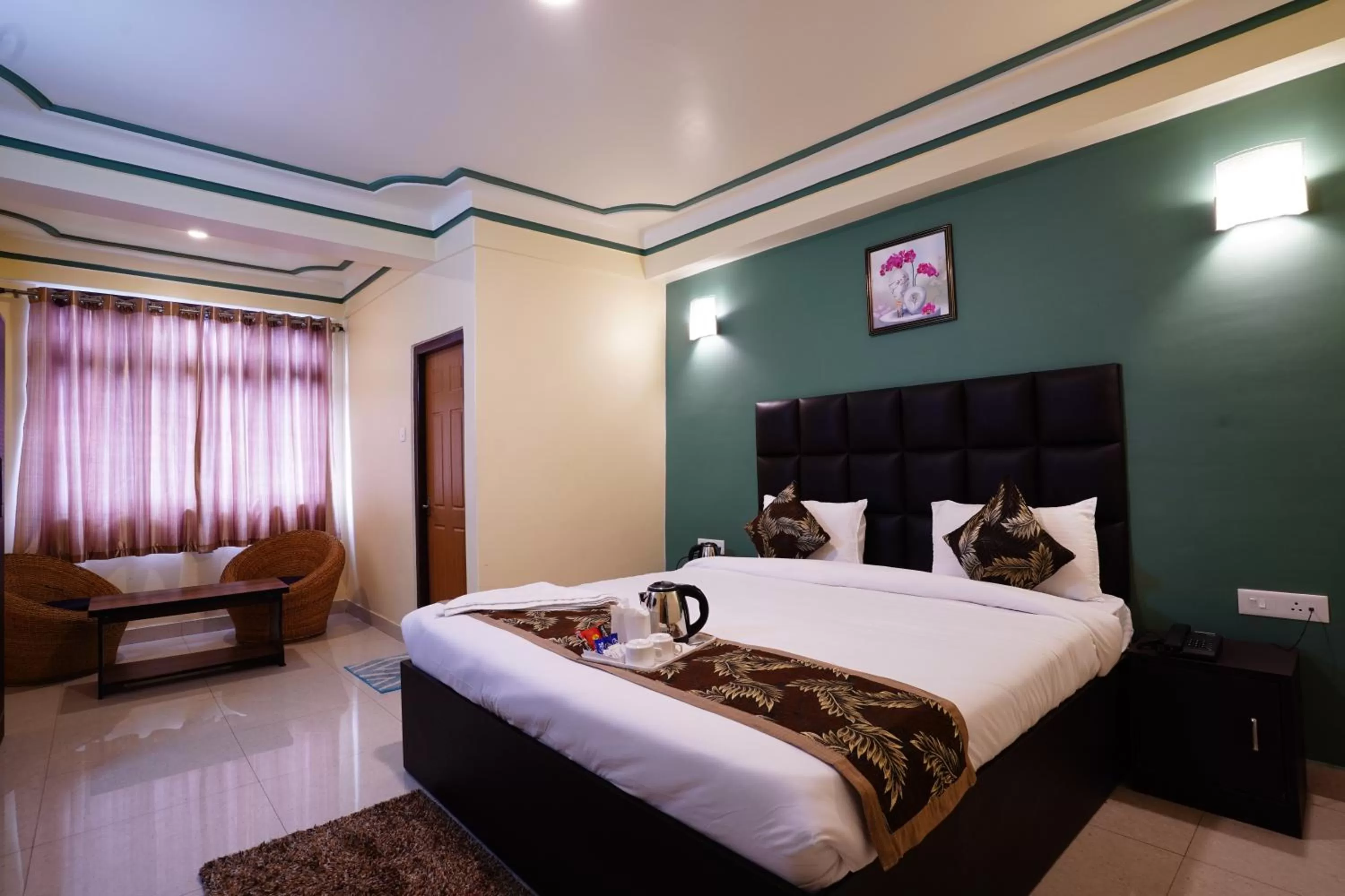 Bed in Hotel White Lotus Gangtok