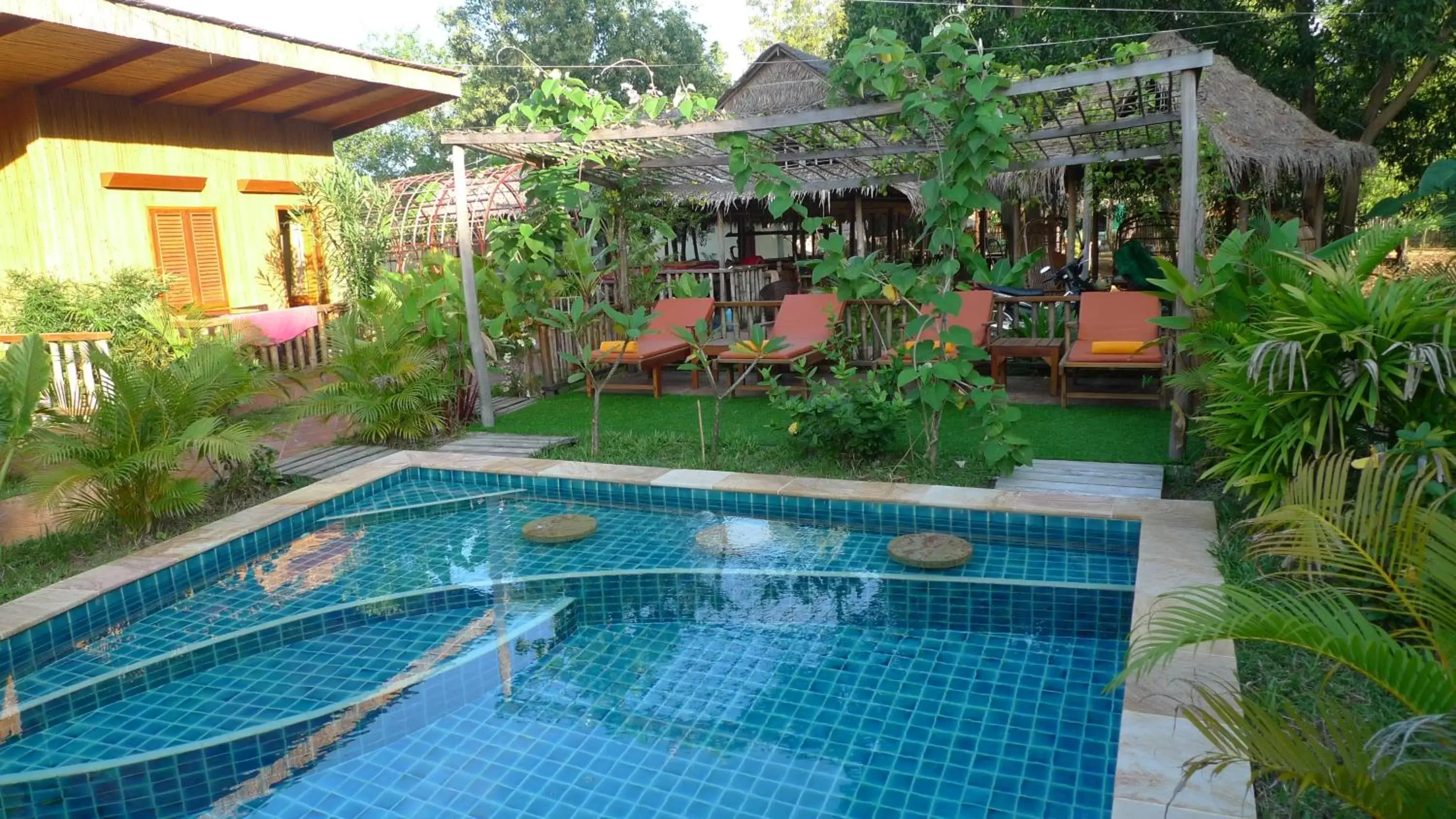 Garden view, Swimming Pool in Sok Sabay Resort