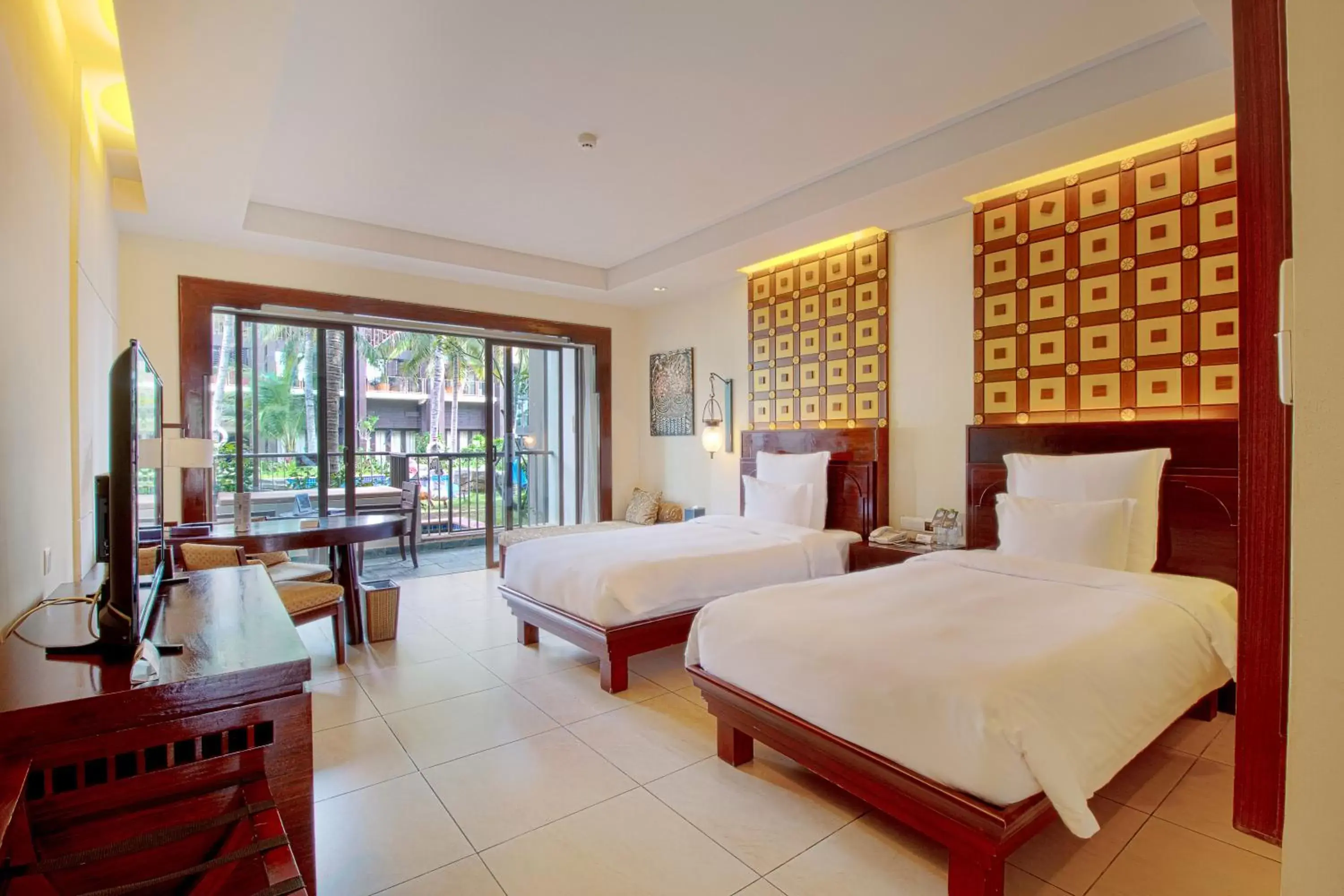 Photo of the whole room in Pullman Sanya Yalong Bay Villas & Resort