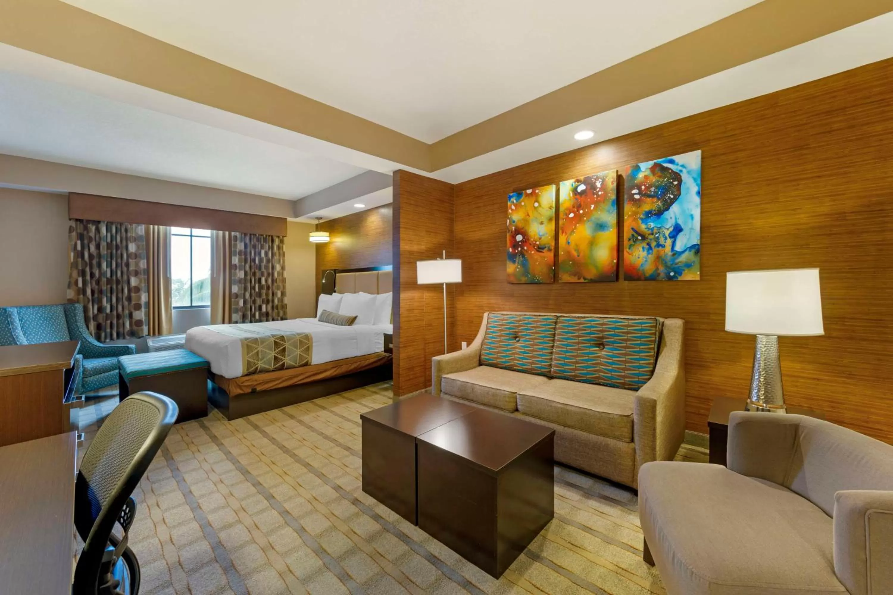 Bedroom, Bed in Best Western Plus Miami Executive Airport Hotel and Suites