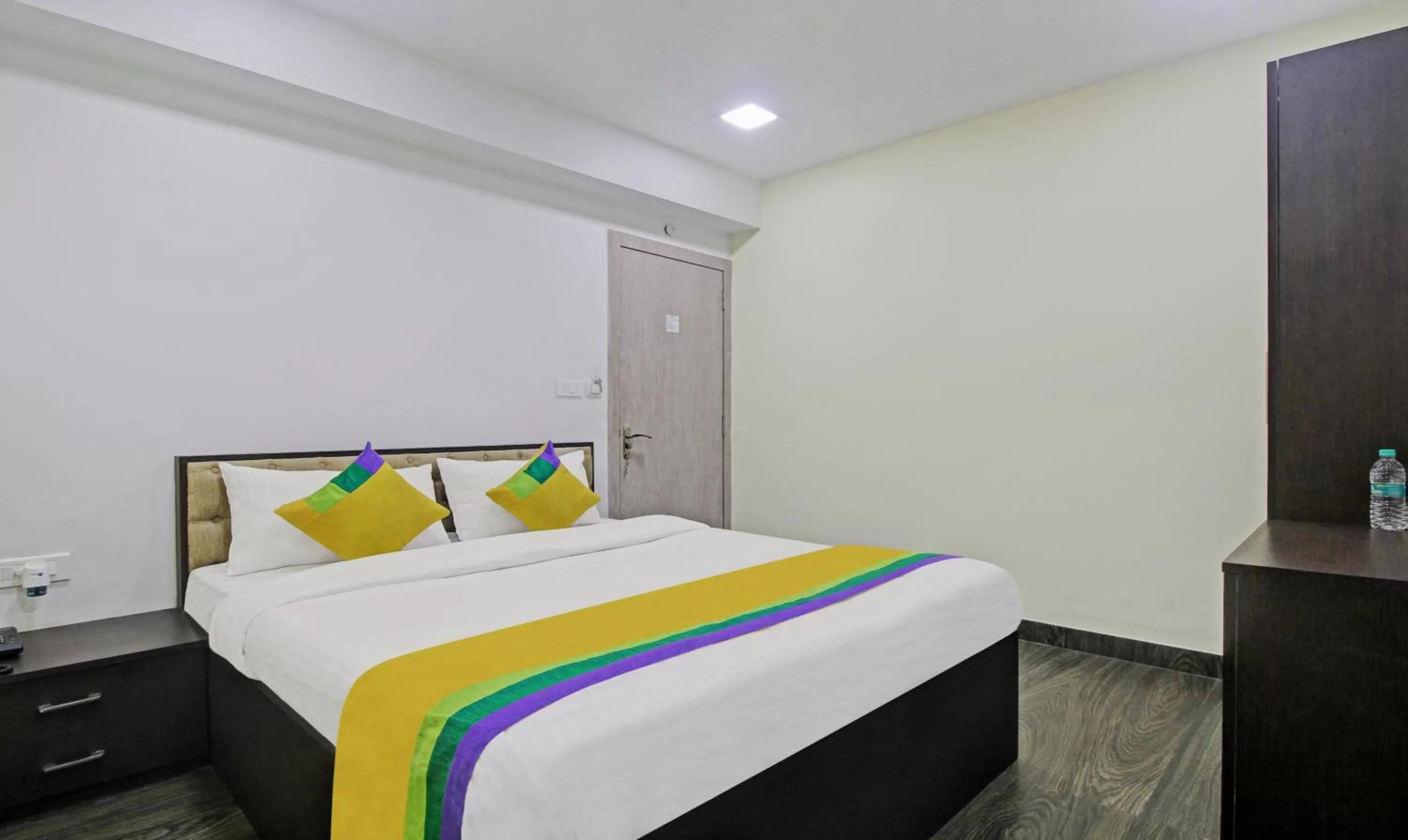 Bedroom, Bed in Itsy Hotels Reotel Near Rabindra Sarobar