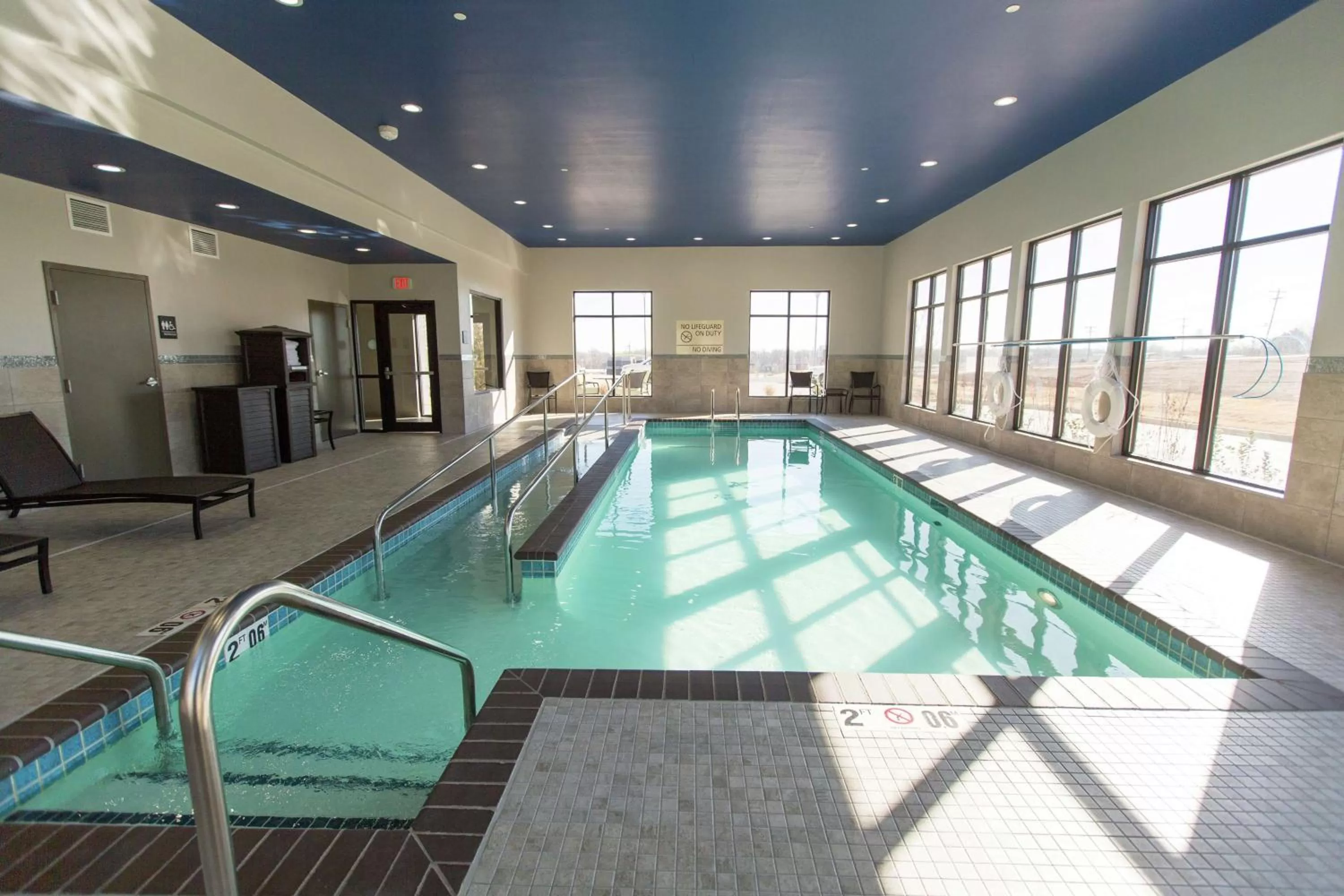 Pool view in Hampton Inn & Suites Stroud