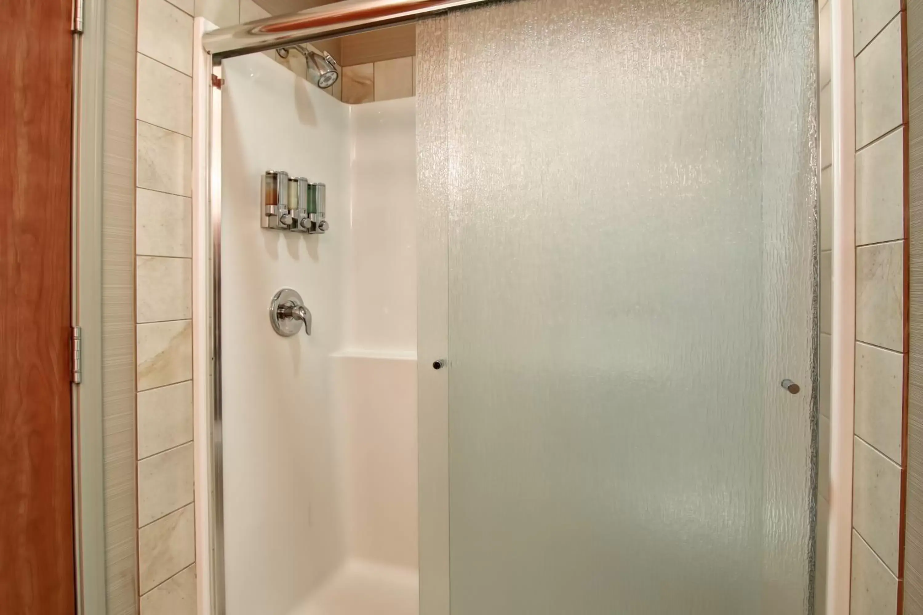 Bathroom in Canalta Hotel Assiniboia