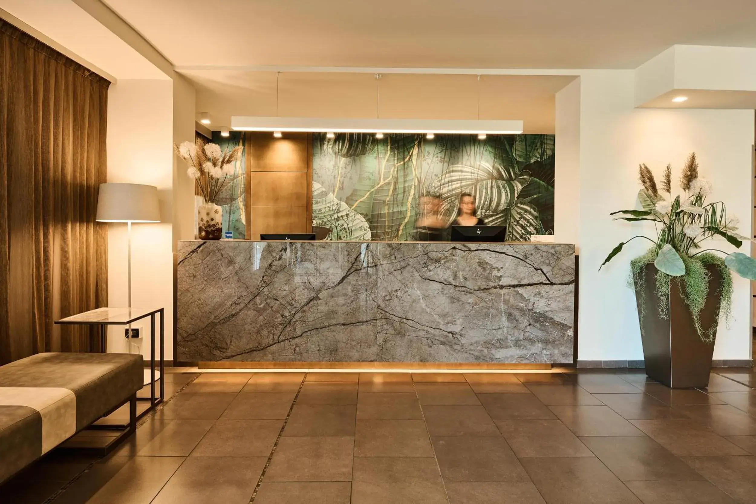 Lobby or reception in Hotel Da Vinci Lobby or reception in Hotel Da Vinci