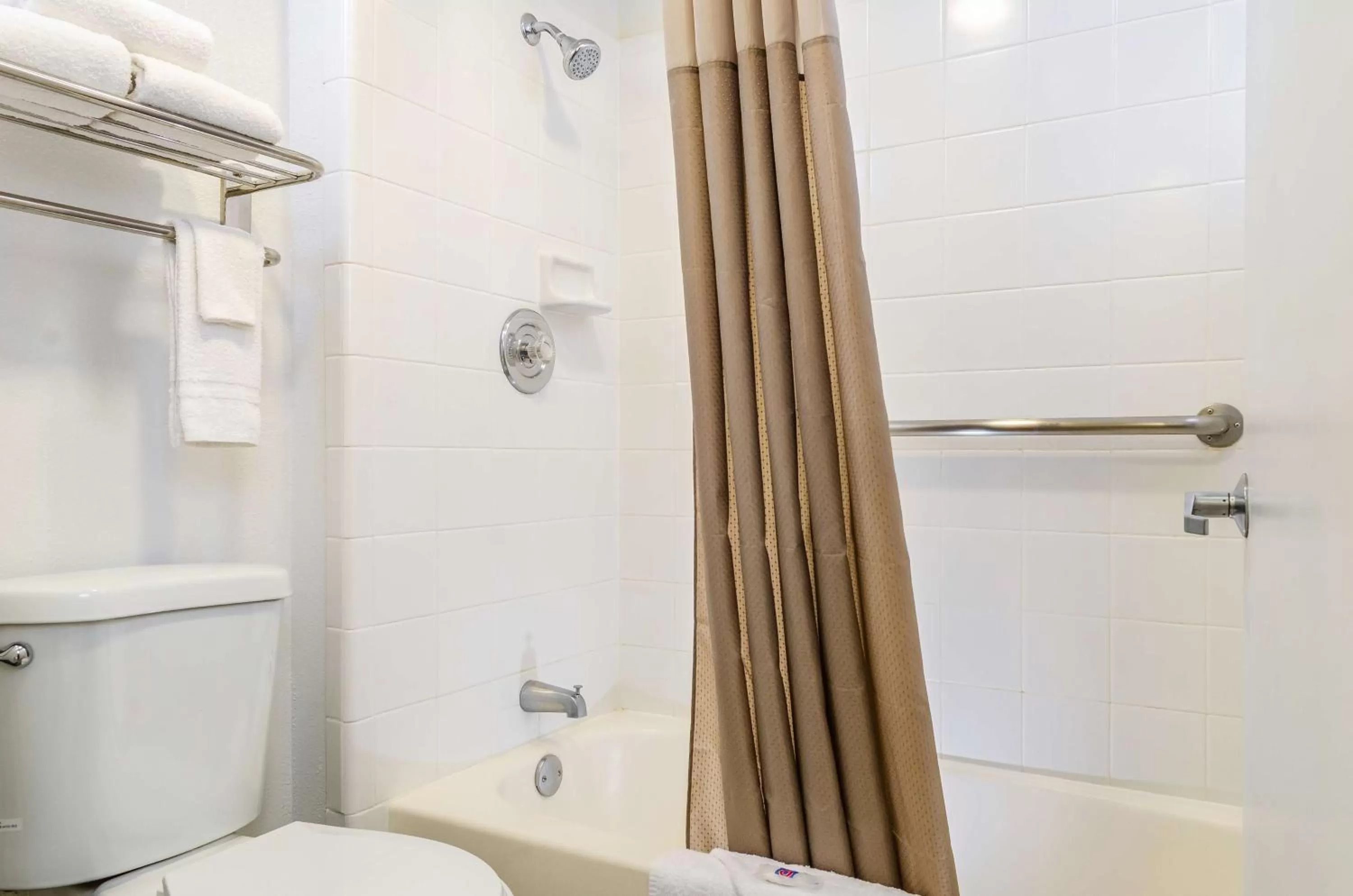Bathroom in Studio 6-Fresno, CA - Extended Stay
