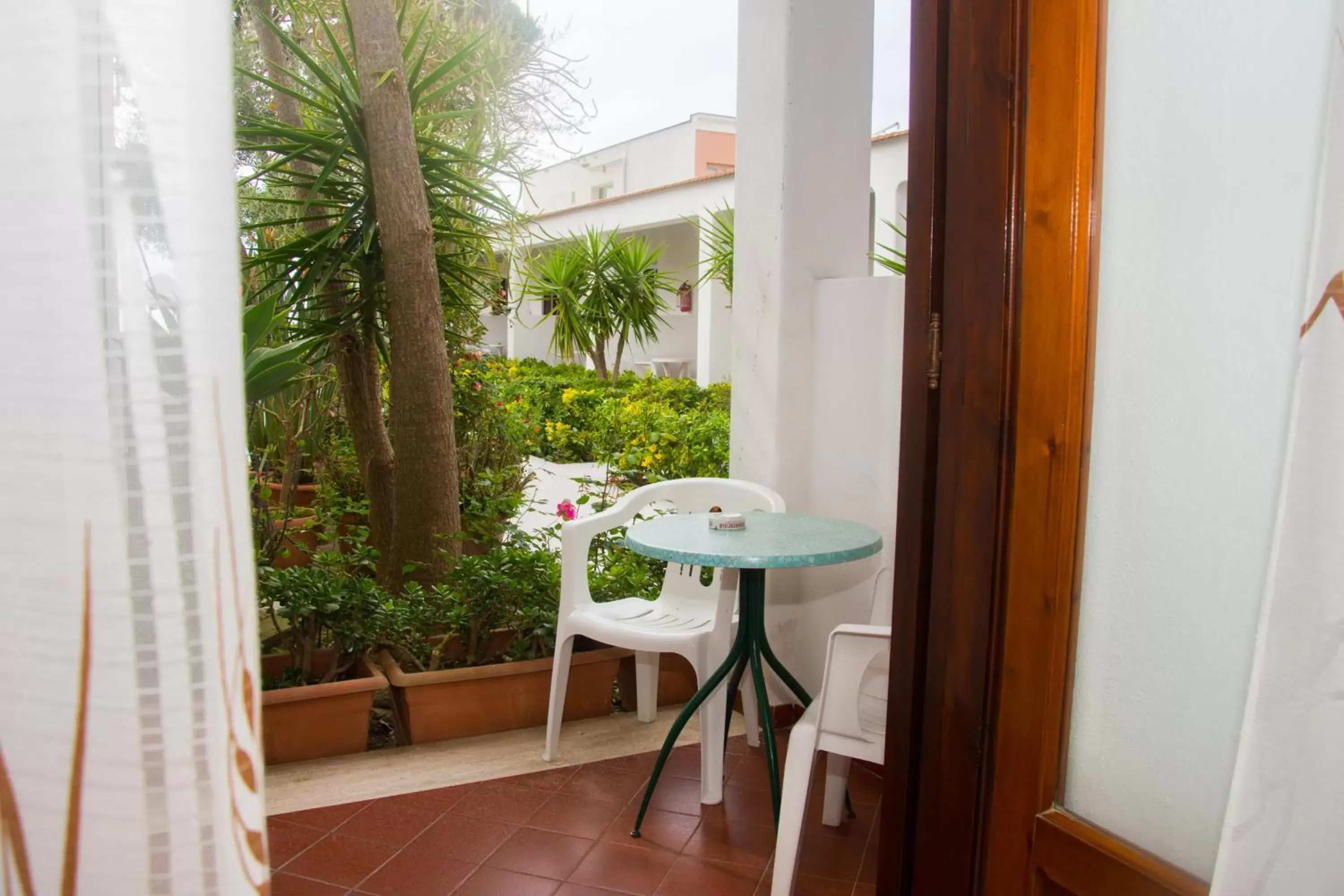 Patio in Hotel Villa Mena