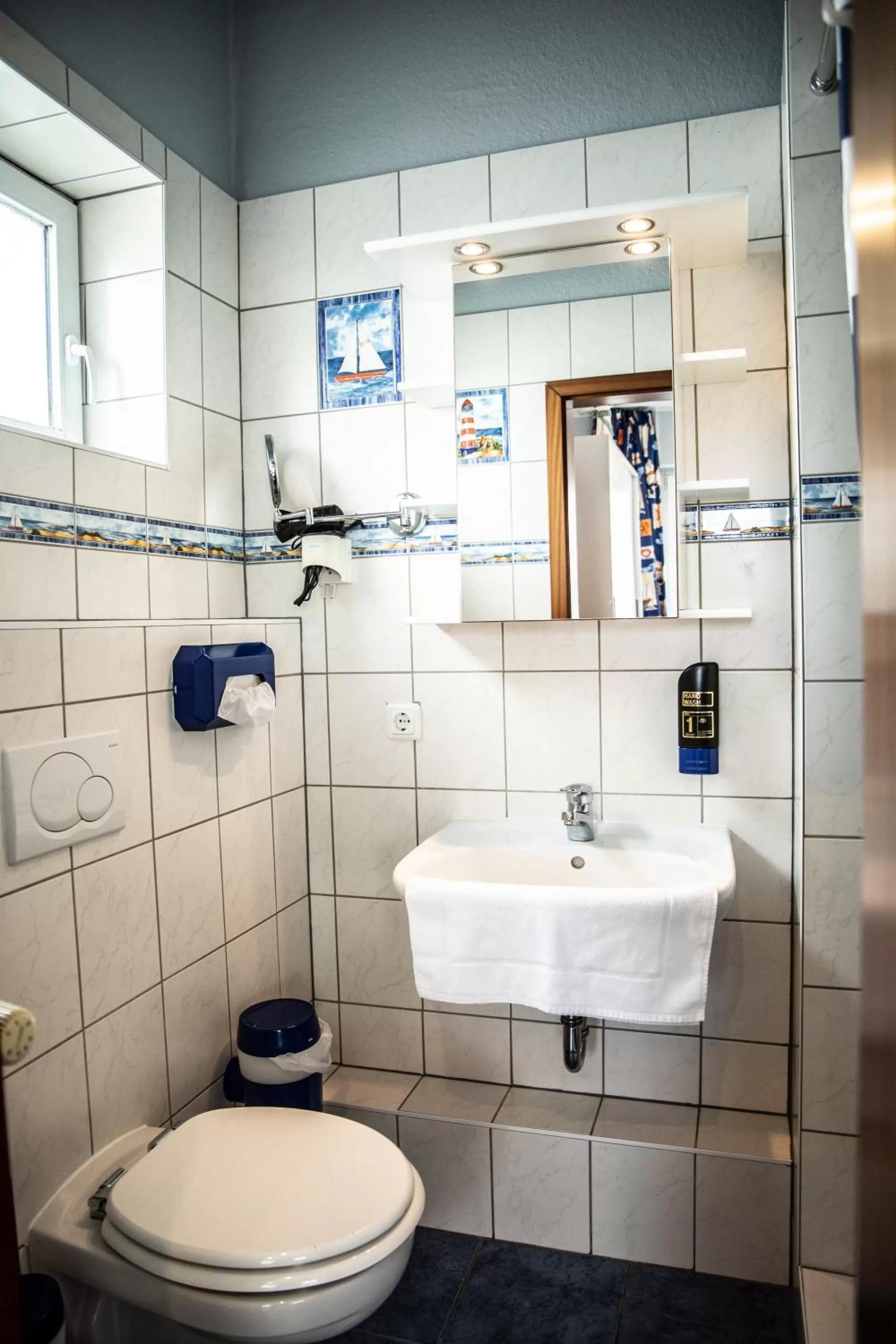 Toilet in Hotel Tum Stüürmann