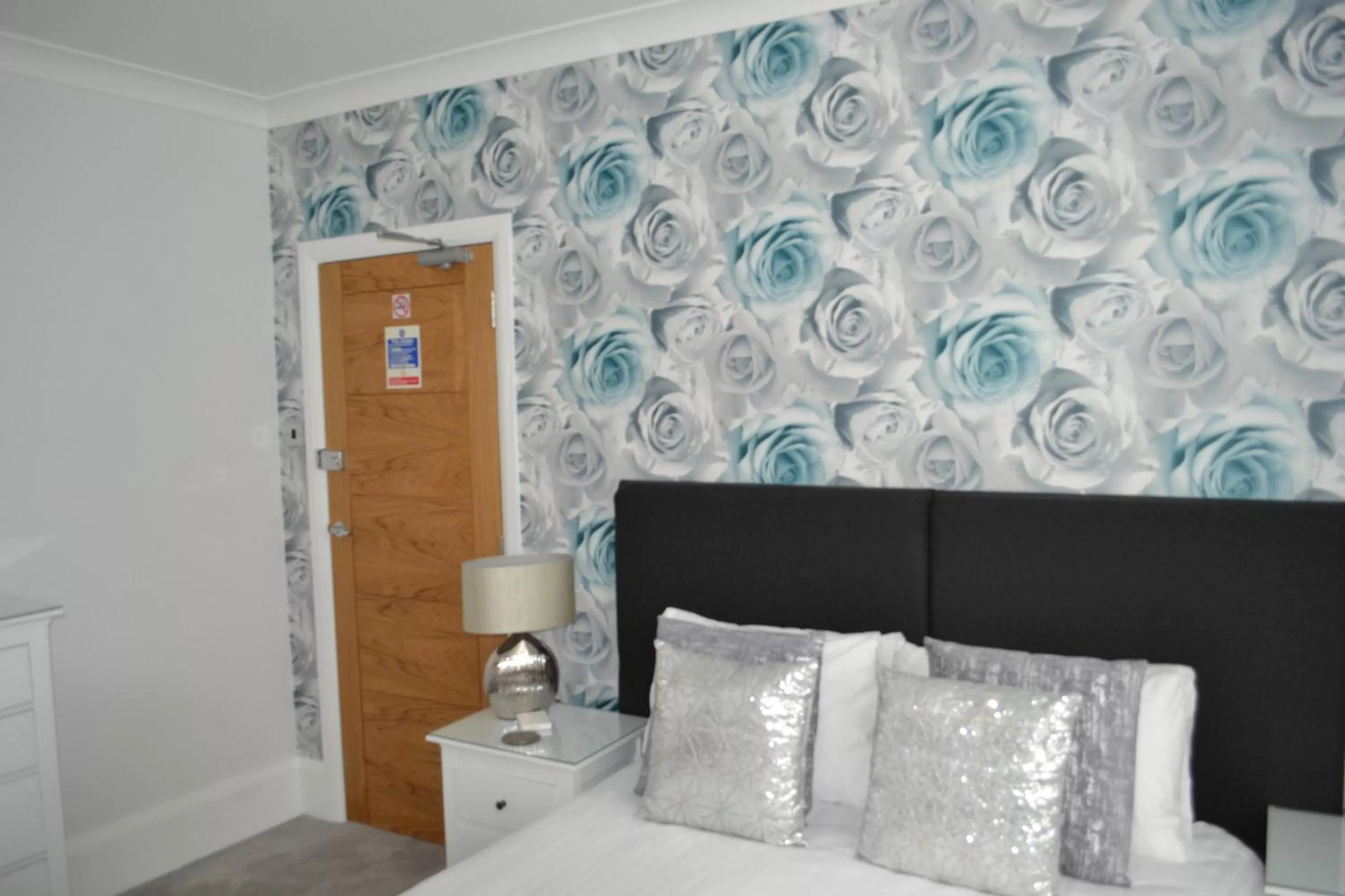 Bedroom, Bed in Harriet House B&B