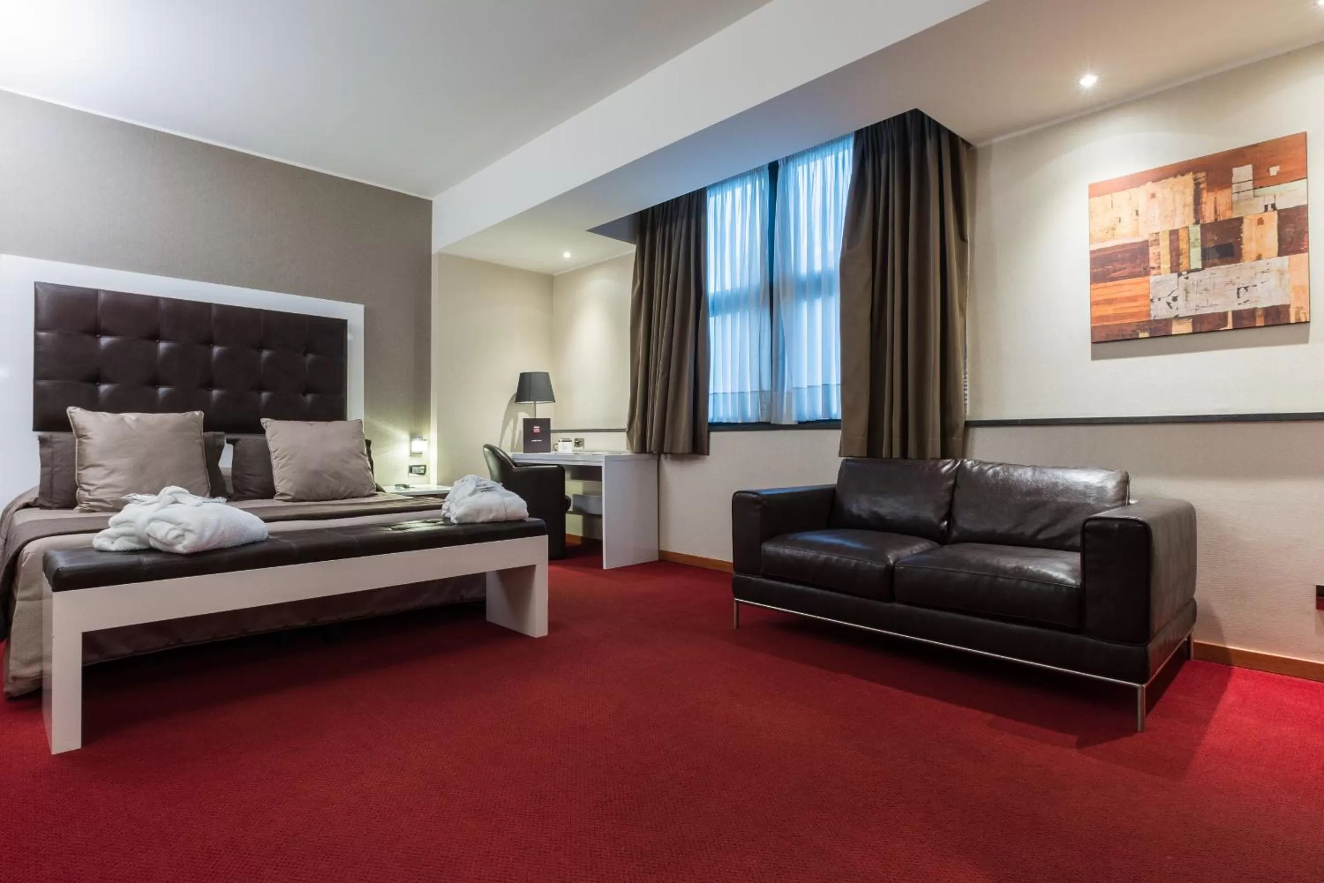 Garden, Bed in Magri's Hotel