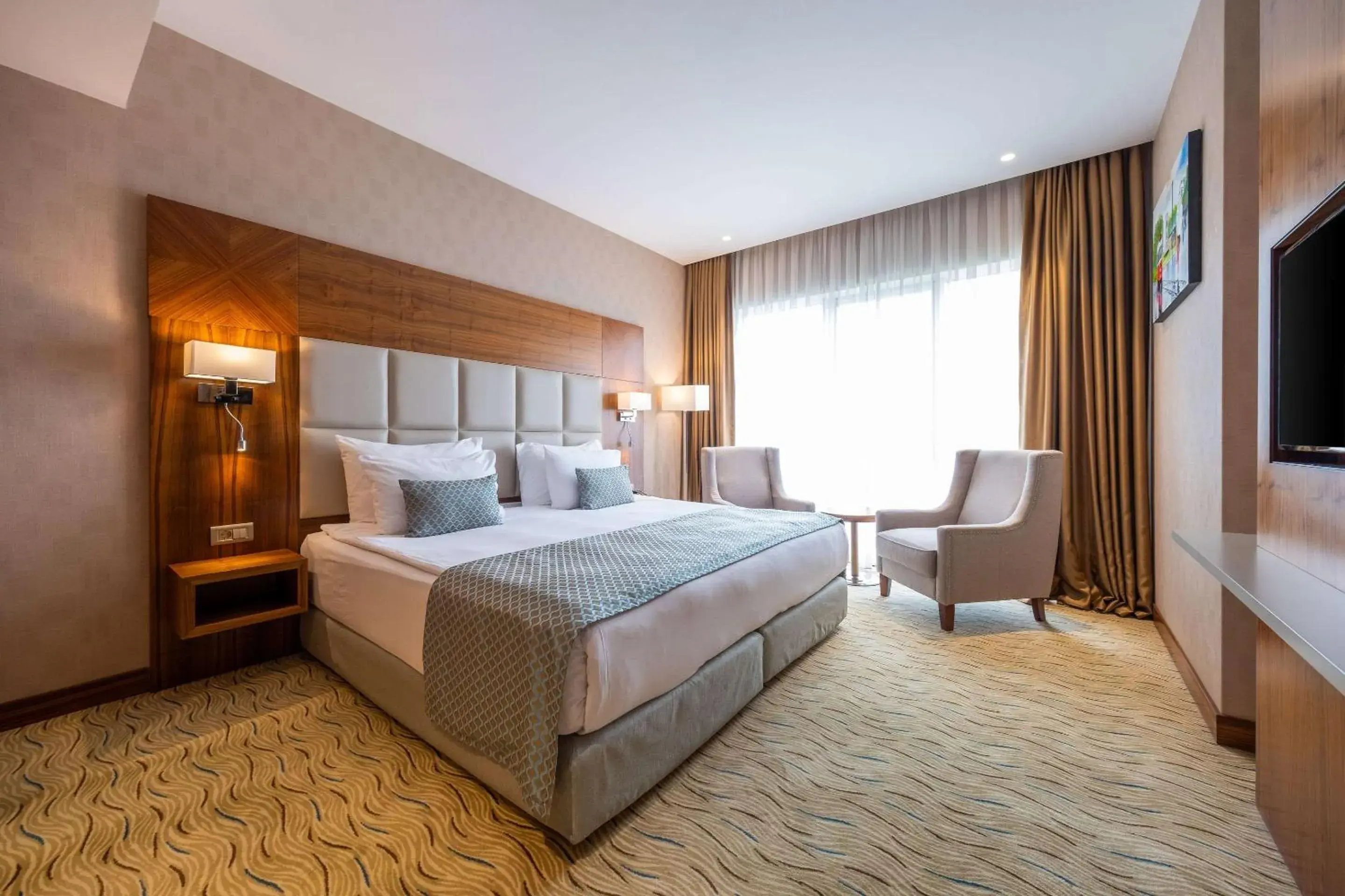 Photo of the whole room, Bed in Clarion Hotel Istanbul Mahmutbey