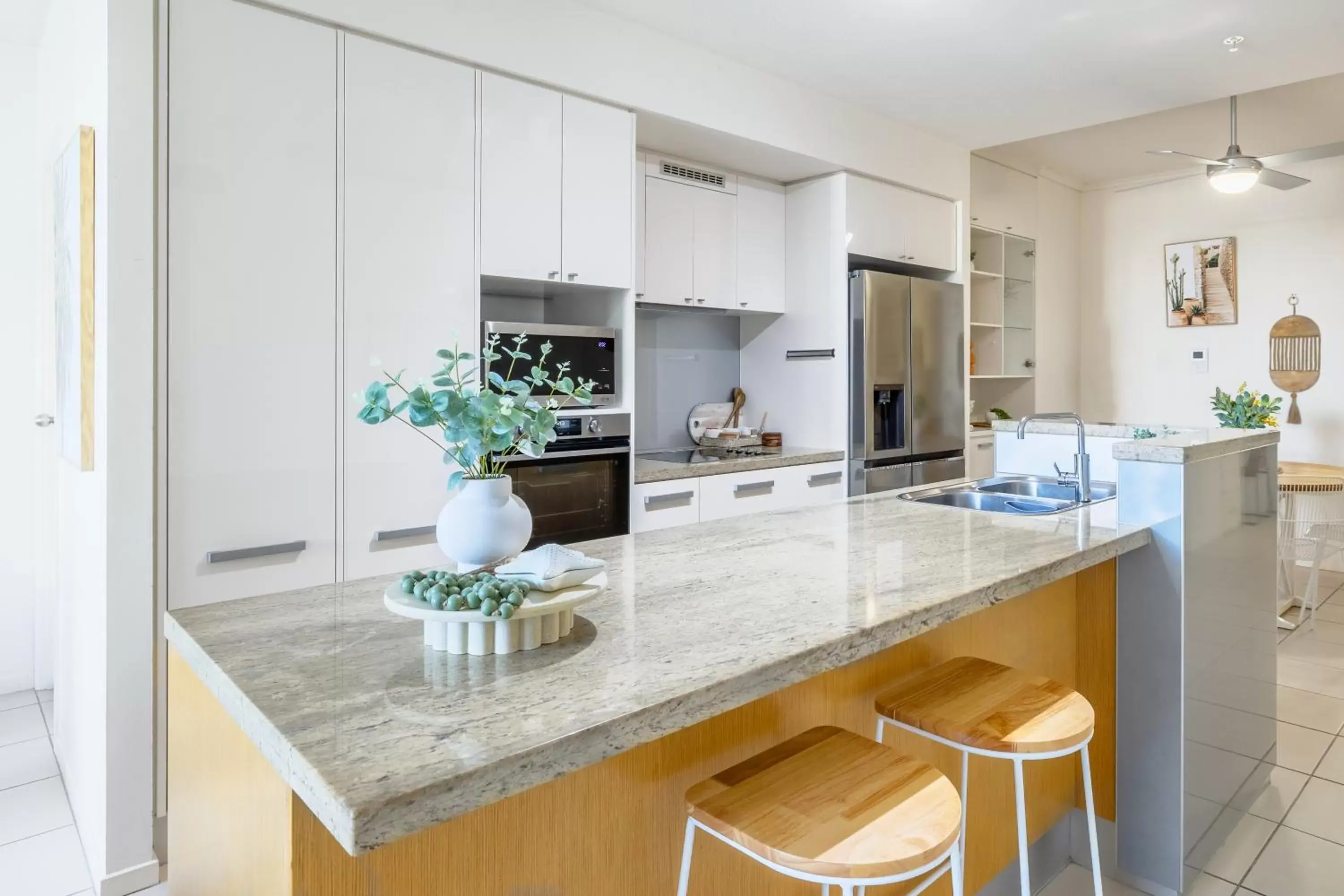 kitchen, Kitchen/Kitchenette in Aspect Caloundra