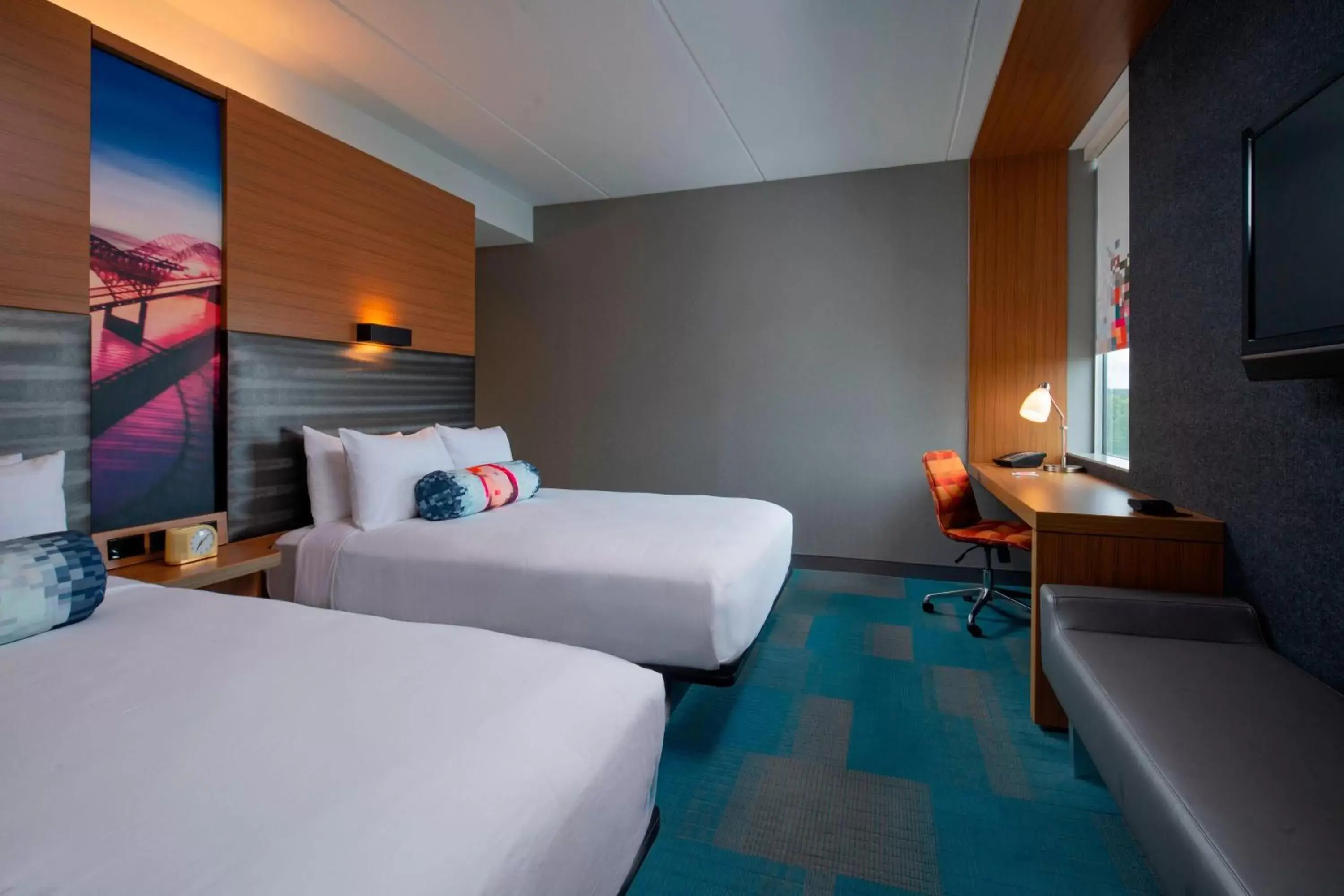 Photo of the whole room, Bed in Aloft Hotel Rogers Bentonville