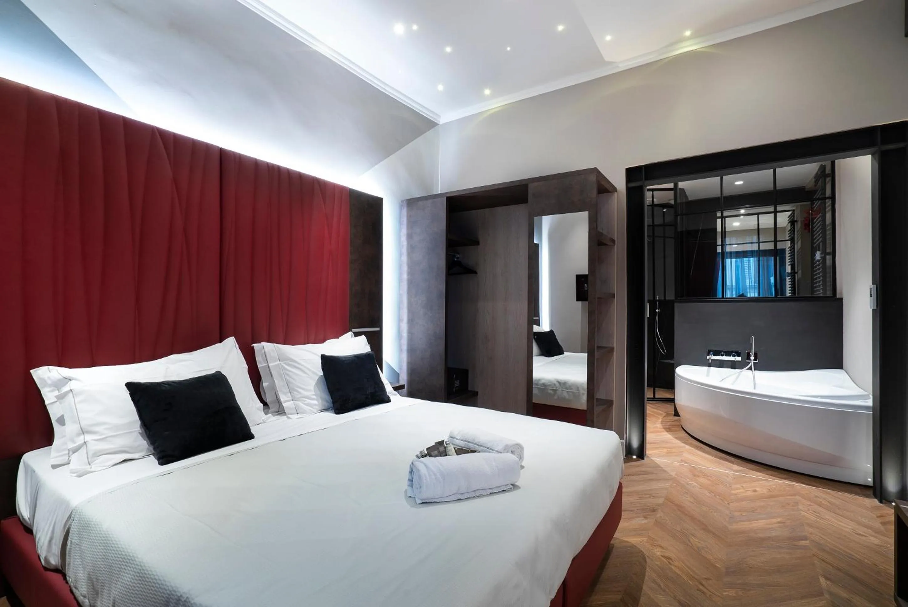 Photo of the whole room, Bed in Artemide Guest House