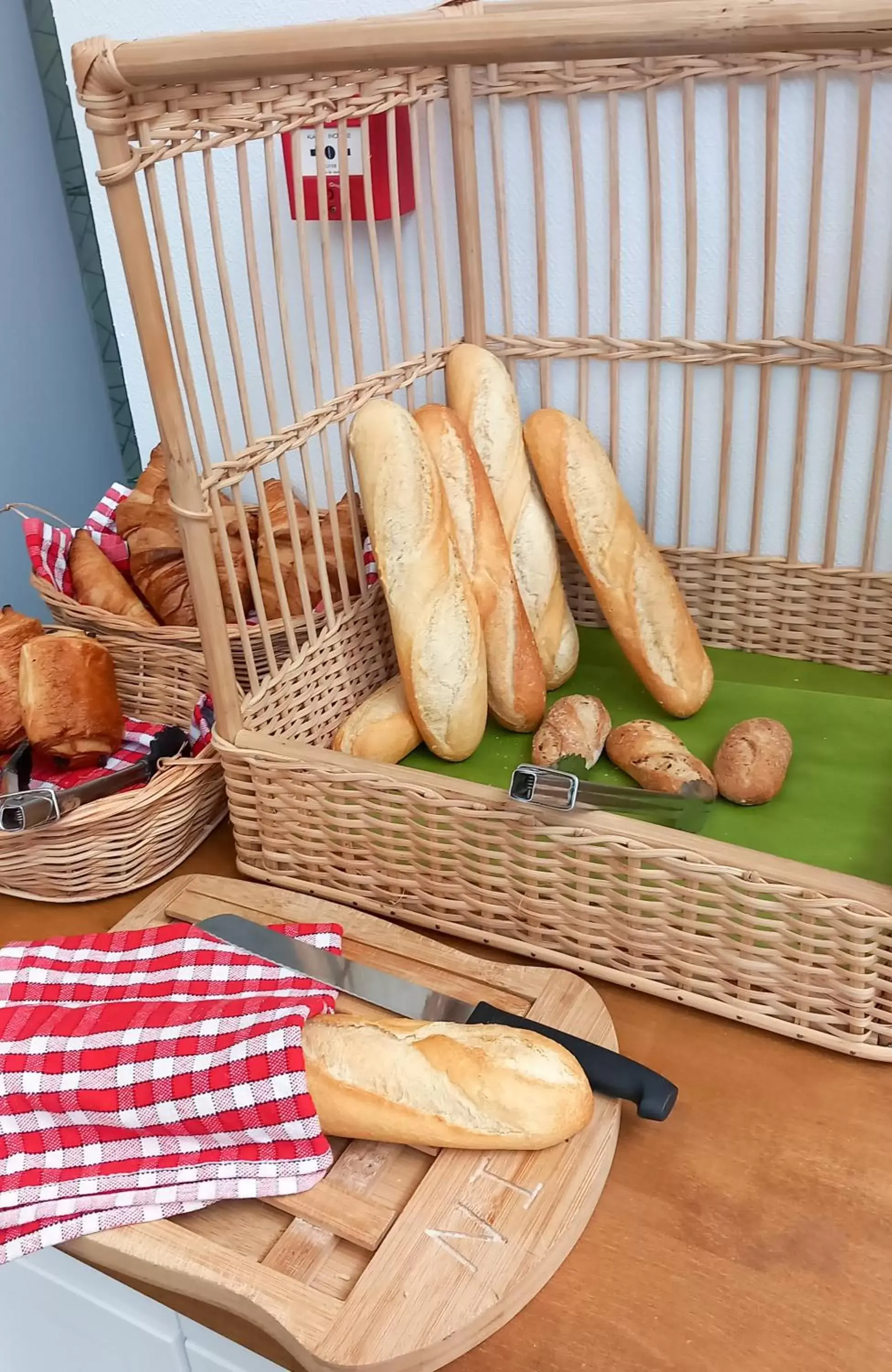 Breakfast in Zenitude Hôtel-Résidences Le Havre Centre Breakfast in Zenitude Hôtel-Résidences Le Havre Centre