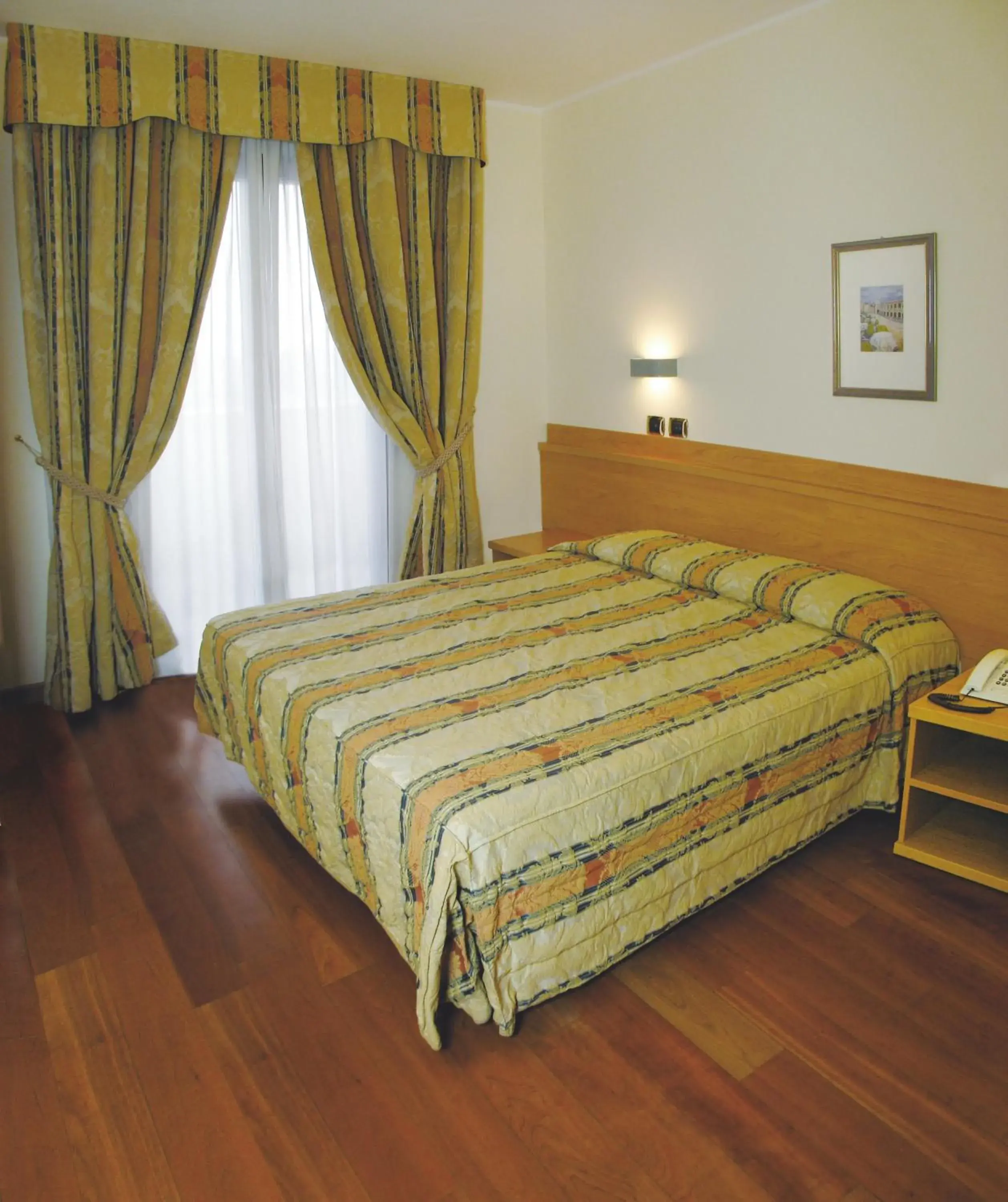 Photo of the whole room, Bed in Hotel Brandoli
