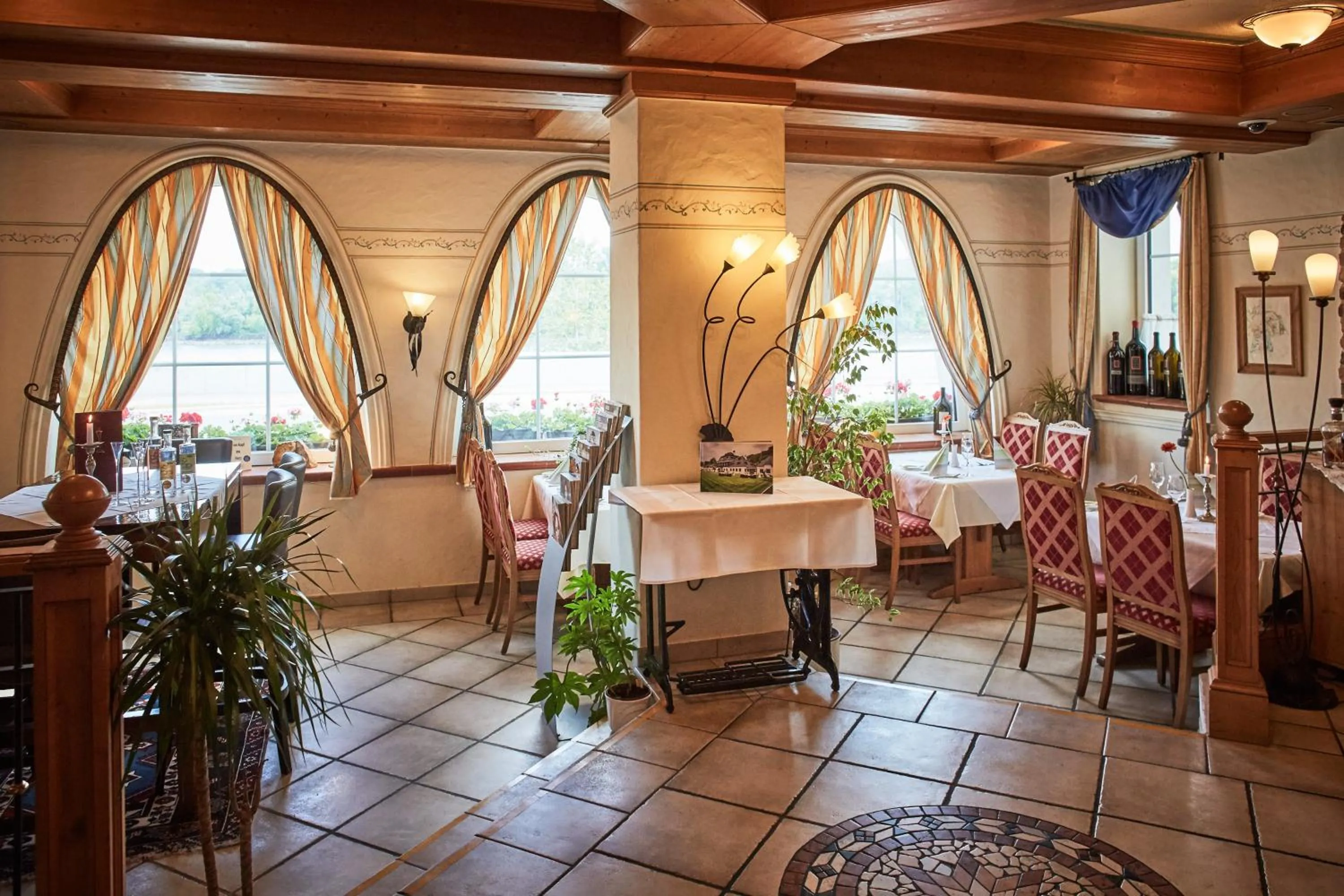 Restaurant/places to eat in Hotel Donauhof