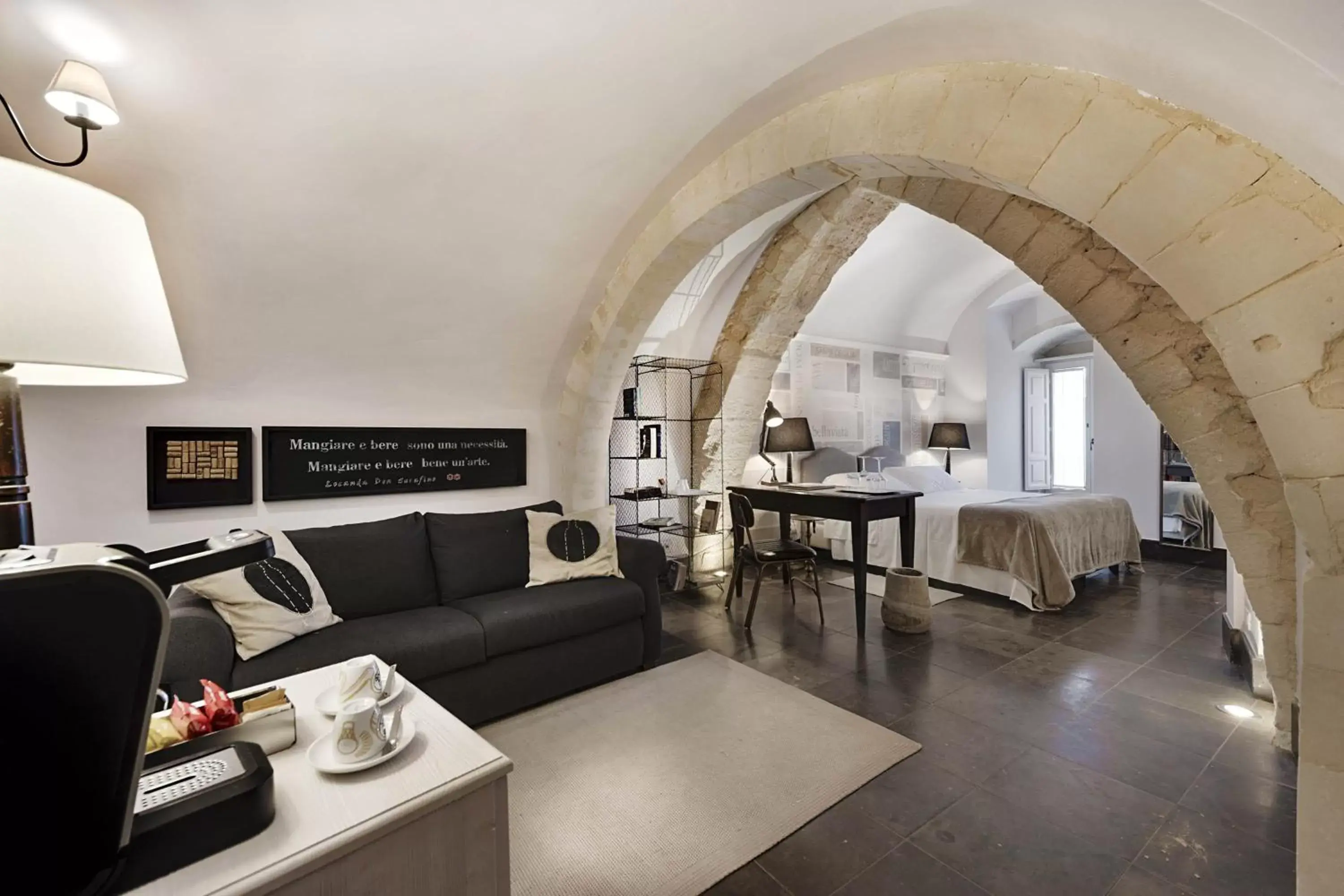 Bedroom, Seating Area in Relais & Châteaux Locanda Don Serafino