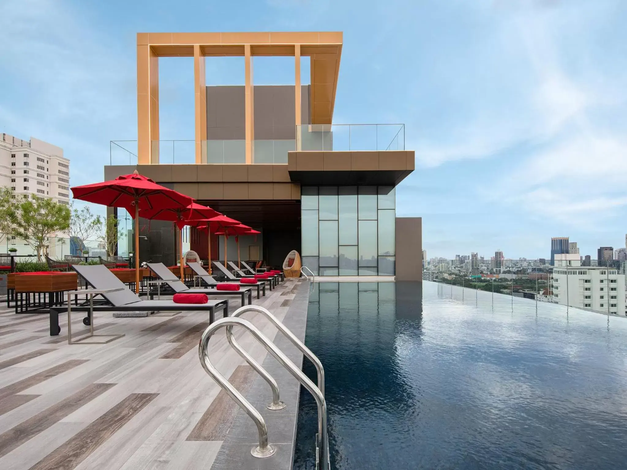 City view, Swimming Pool in ibis Styles Bangkok Sukhumvit 4