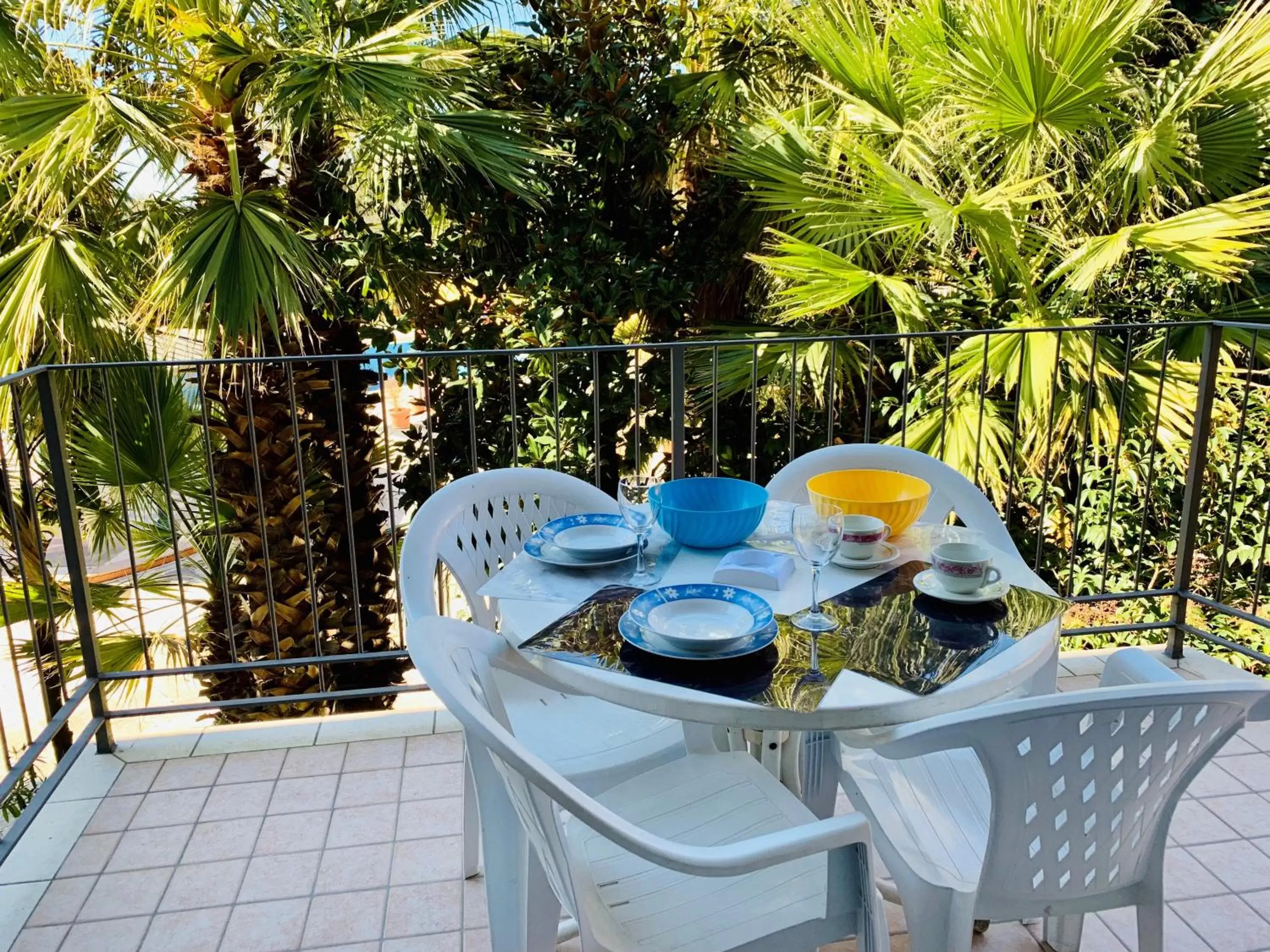 Balcony/Terrace in Front Lake Apartment Bardolino