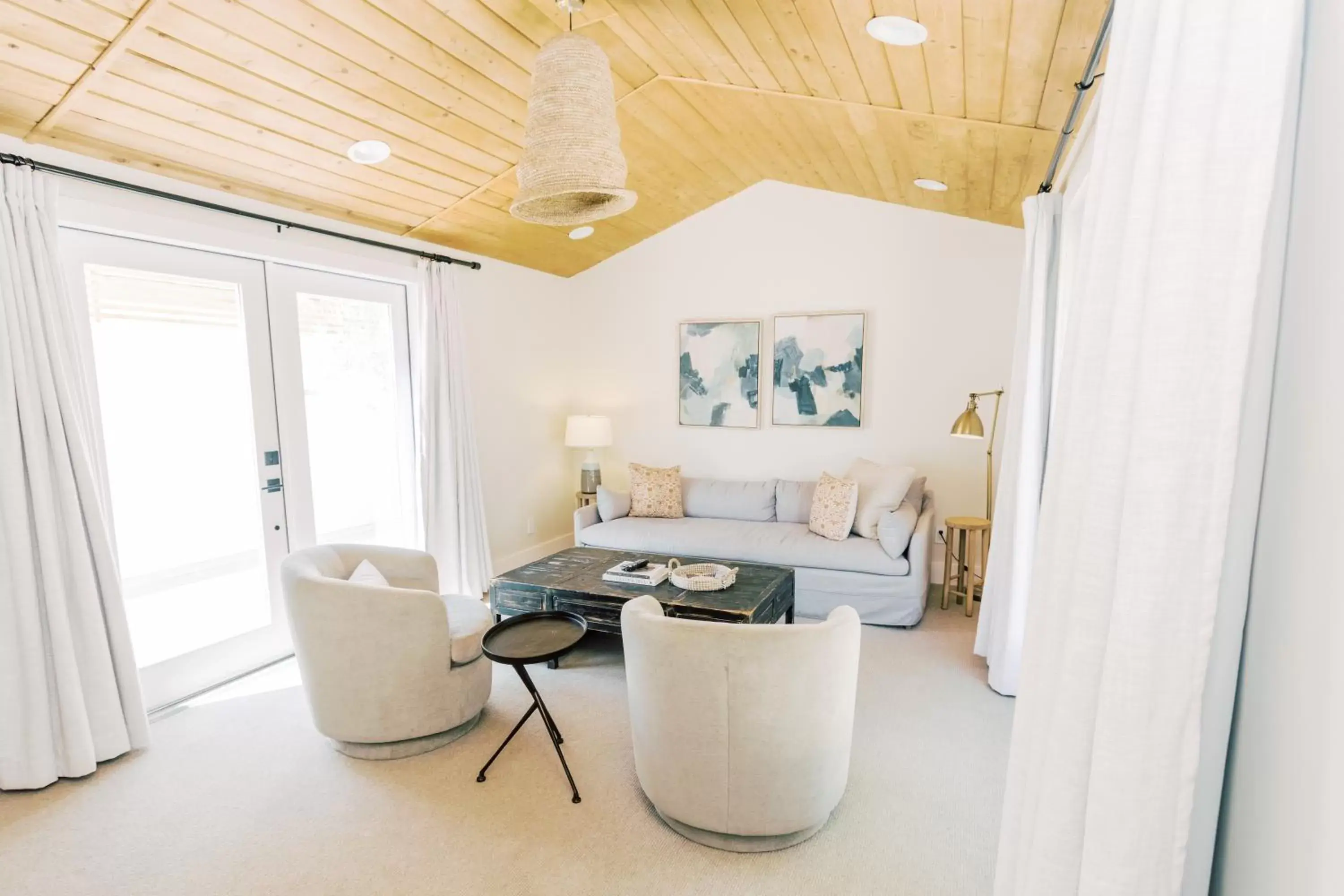 Seating Area in Calamigos Guest Ranch and Beach Club