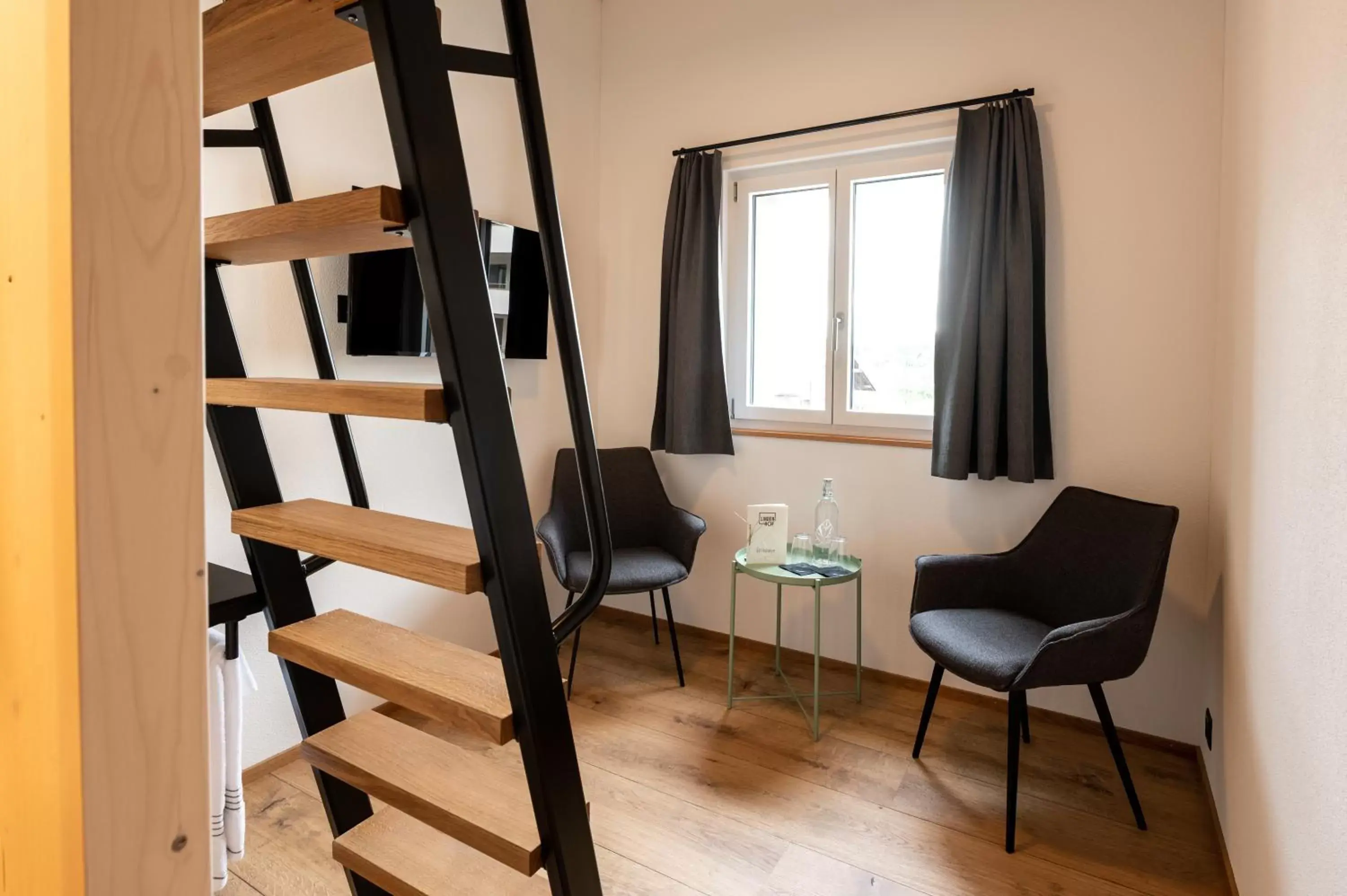 Standard Double Room with Fan in Lindenhof Ebnet