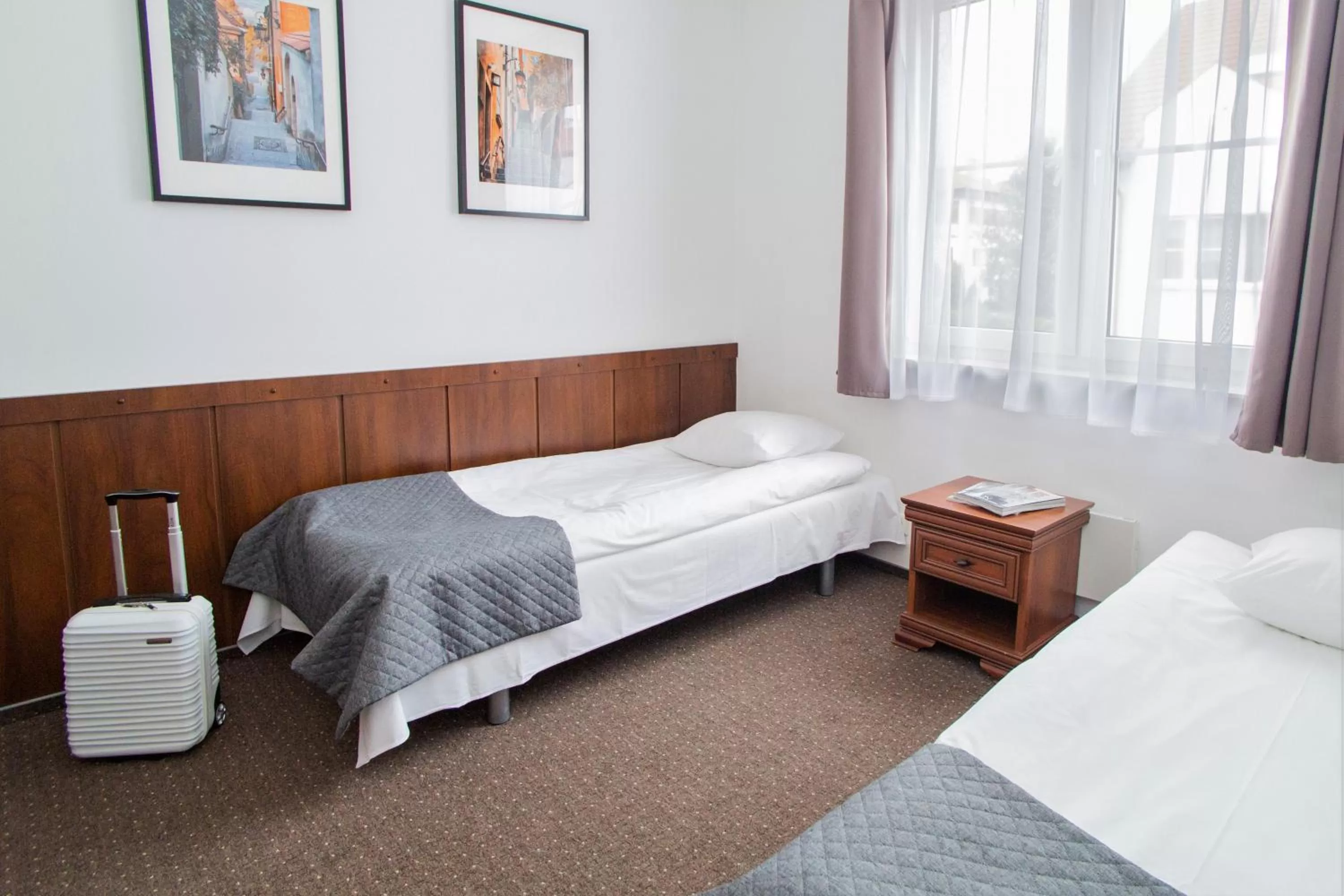 Bedroom, Bed in Warsaw Apartments - Apartamenty Wilanów