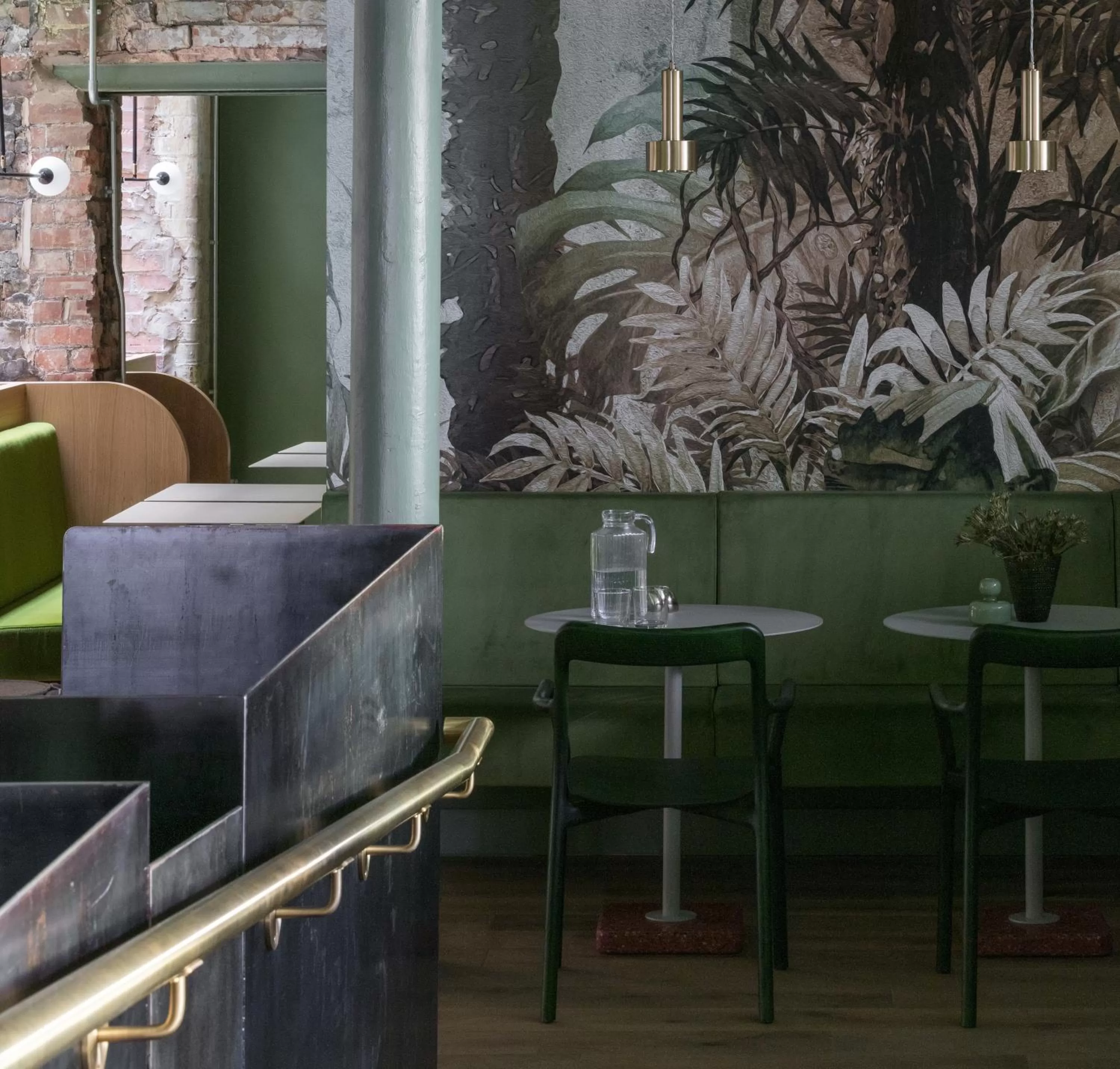 Restaurant/places to eat in Whitworth Locke