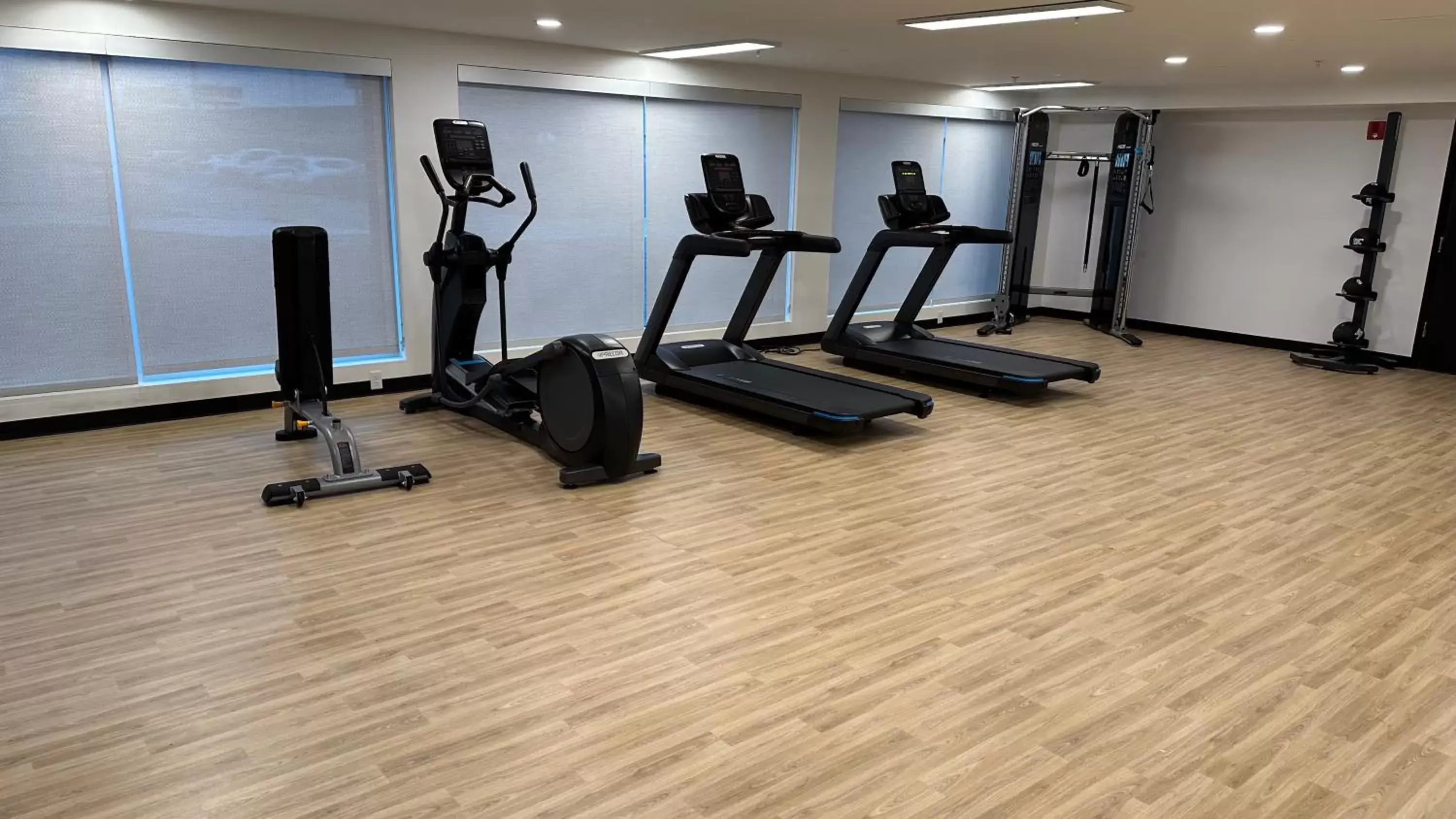 Fitness centre/facilities, Fitness Center/Facilities in La Quinta by Wyndham Chicago O'Hare Airport