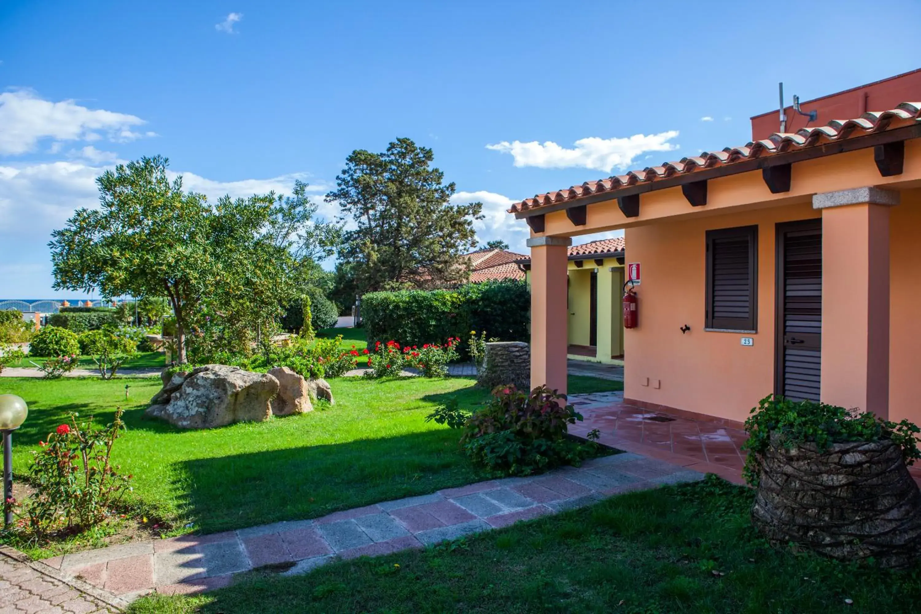 View (from property/room), Garden in Hotel L'Esagono