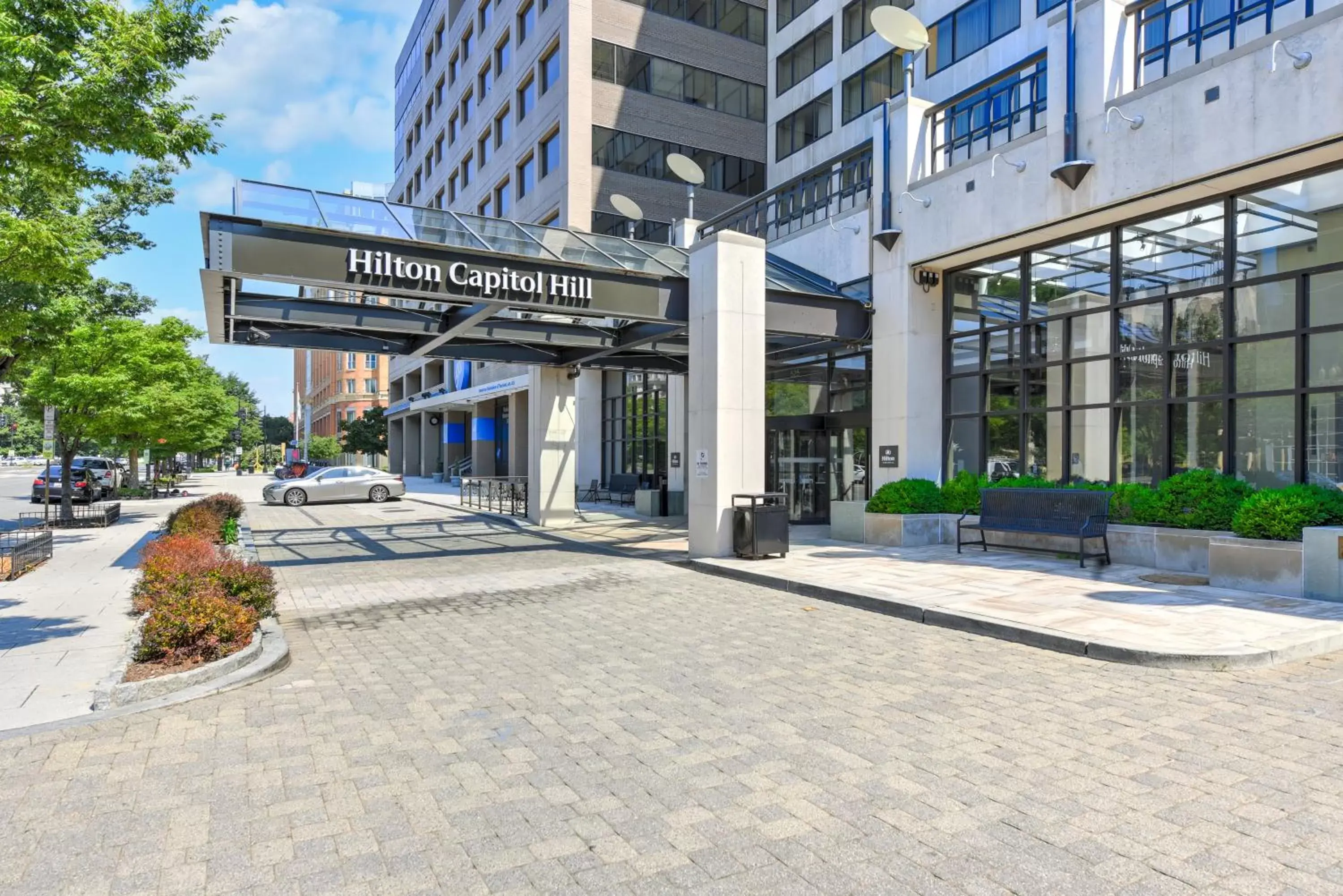 Property building in Hilton Washington DC Capitol Hill Property building in Hilton Washington DC Capitol Hill