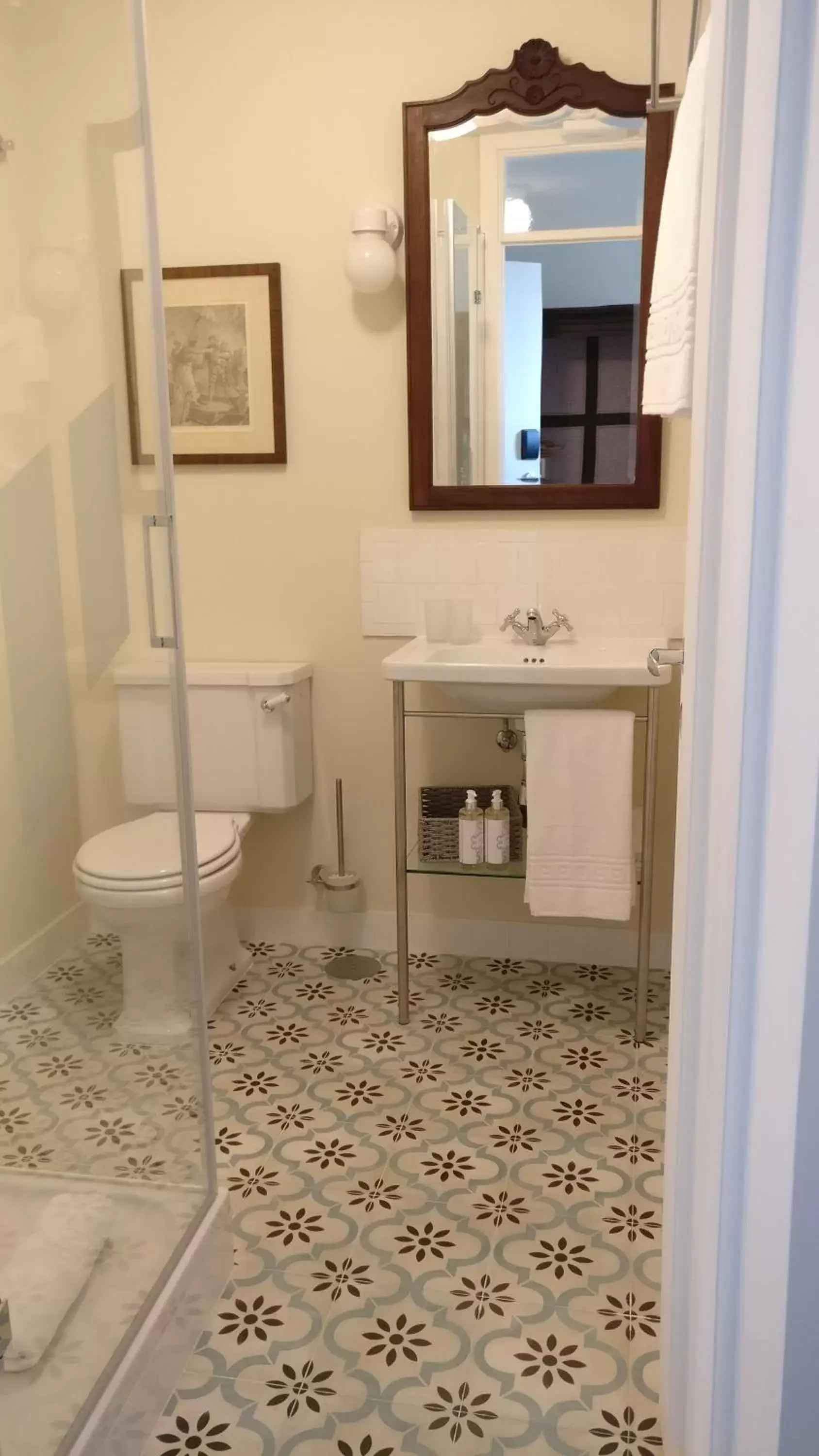 Bathroom in Pousada Vila Óbidos