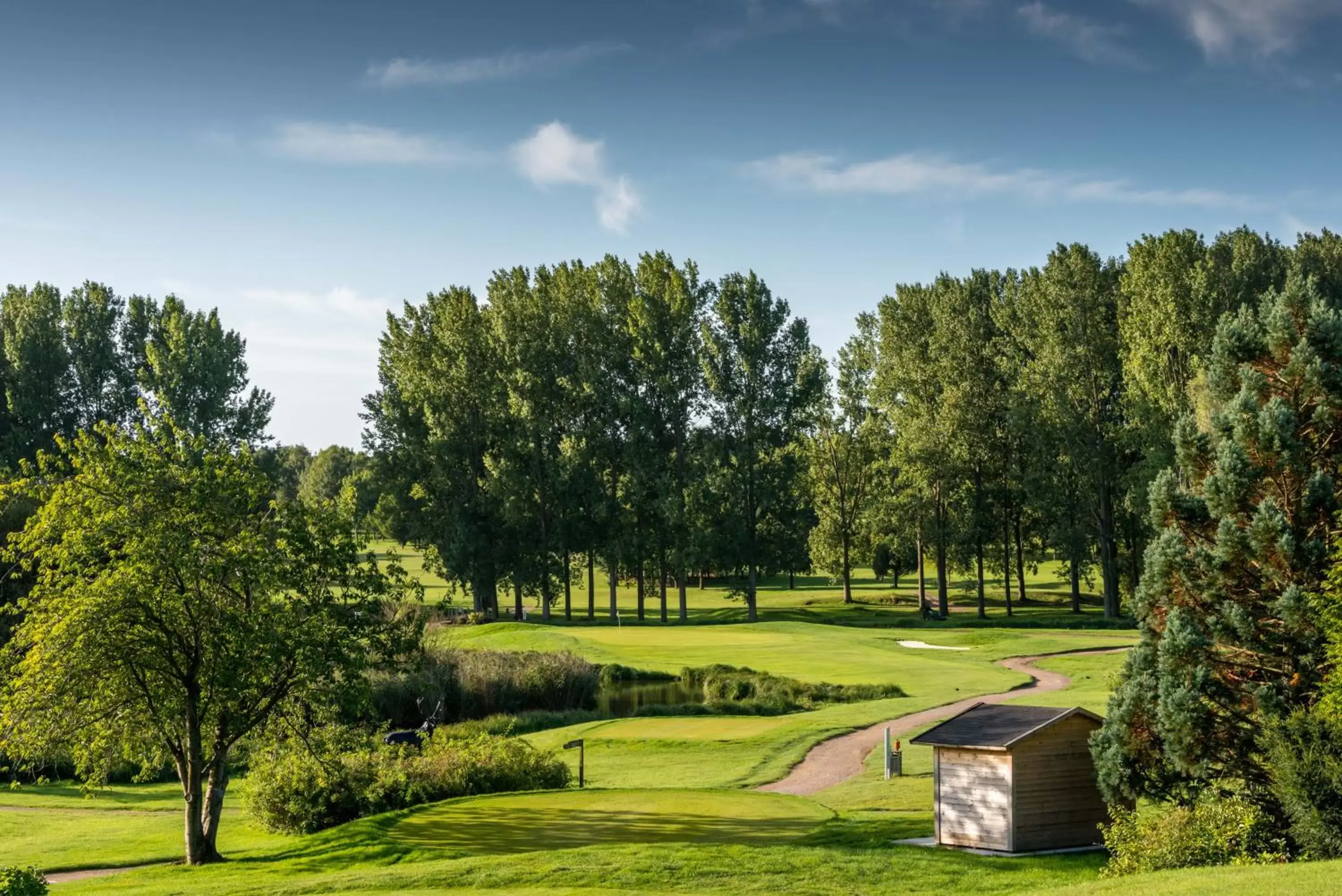 Nearby landmark in Le Pavillon du Golf d'Arras