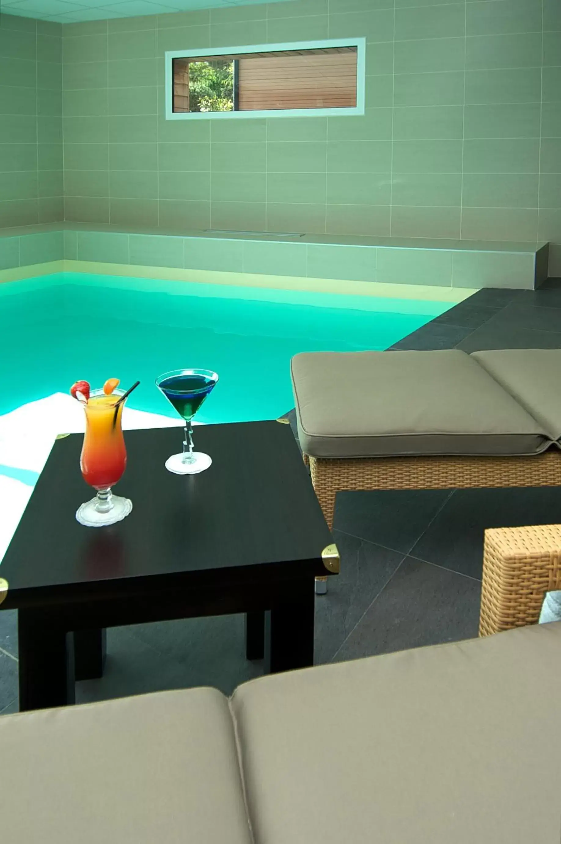 Swimming pool in Best Western Plus Les Terrasses de Bréhat Swimming pool in Best Western Plus Les Terrasses de Bréhat