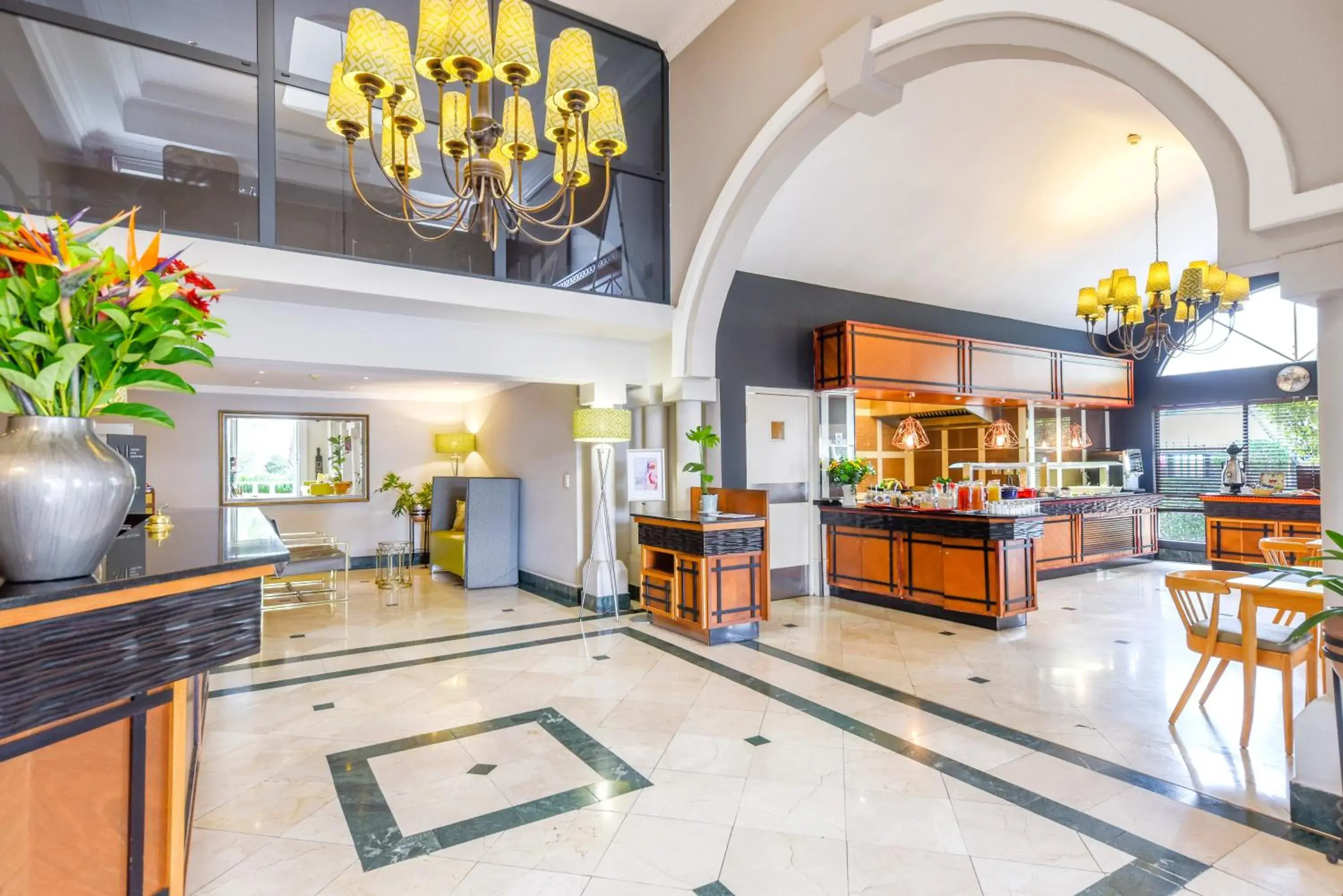 Restaurant/places to eat, Lobby/Reception in Mercure Johannesburg Midrand