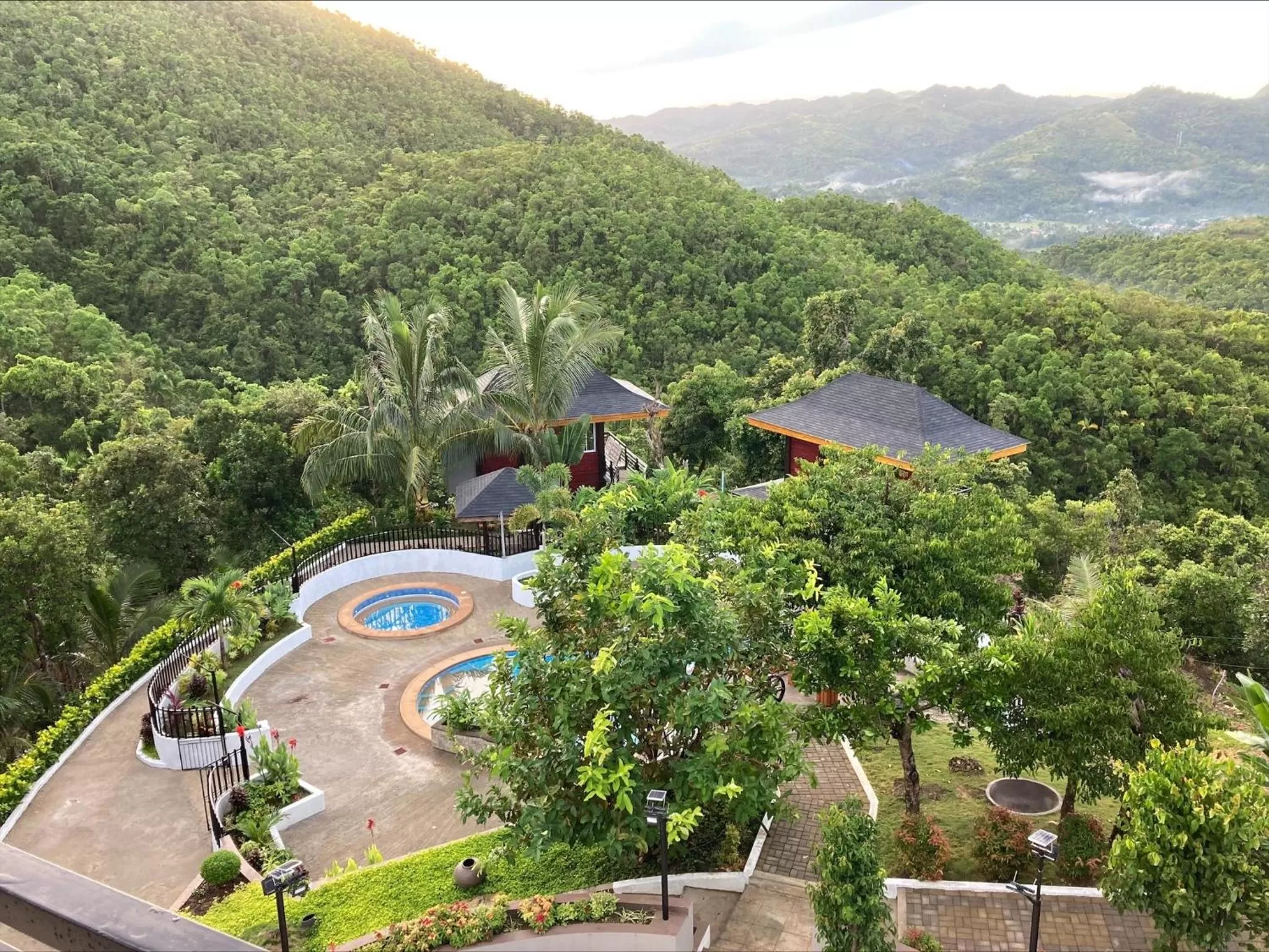 Natural landscape in MS Mountain Cabin